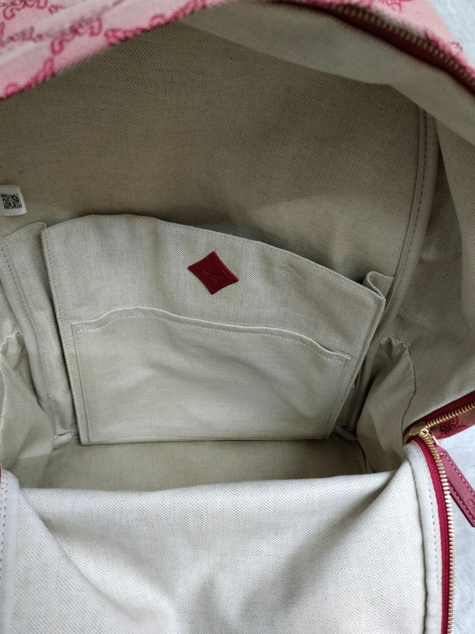 *Neverbeen Used* MCM Himmel Medium Backpack Lauretos Jacquard Red GHW 2024