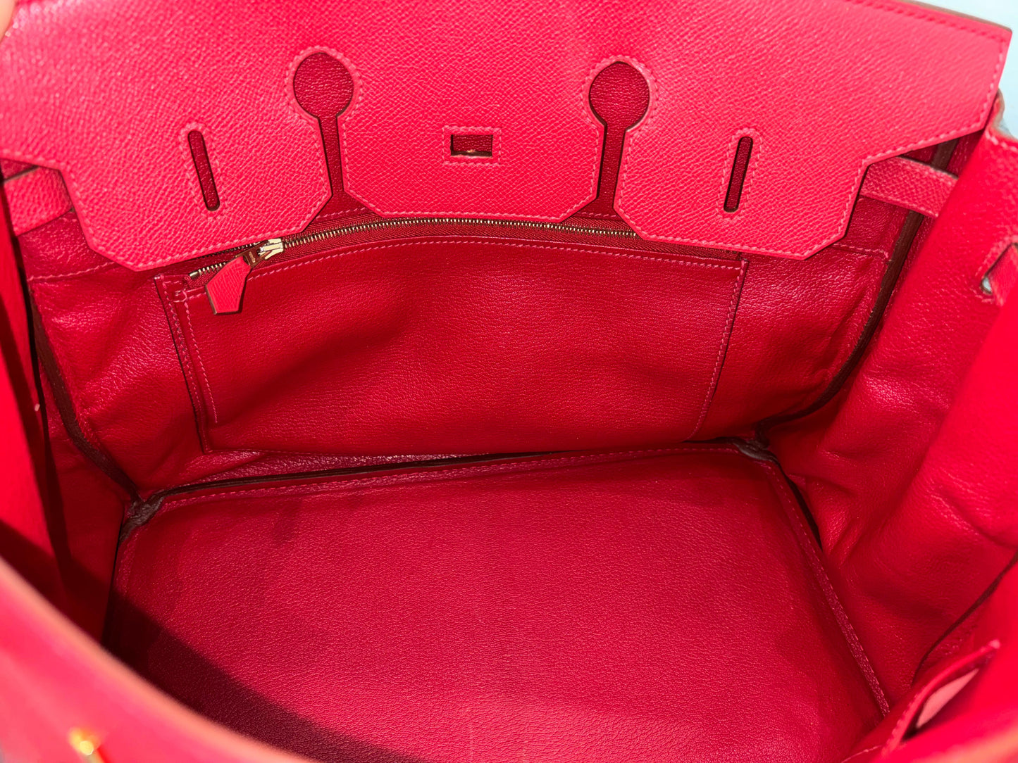 B35 Epsom Ferrari Red GHW #G square