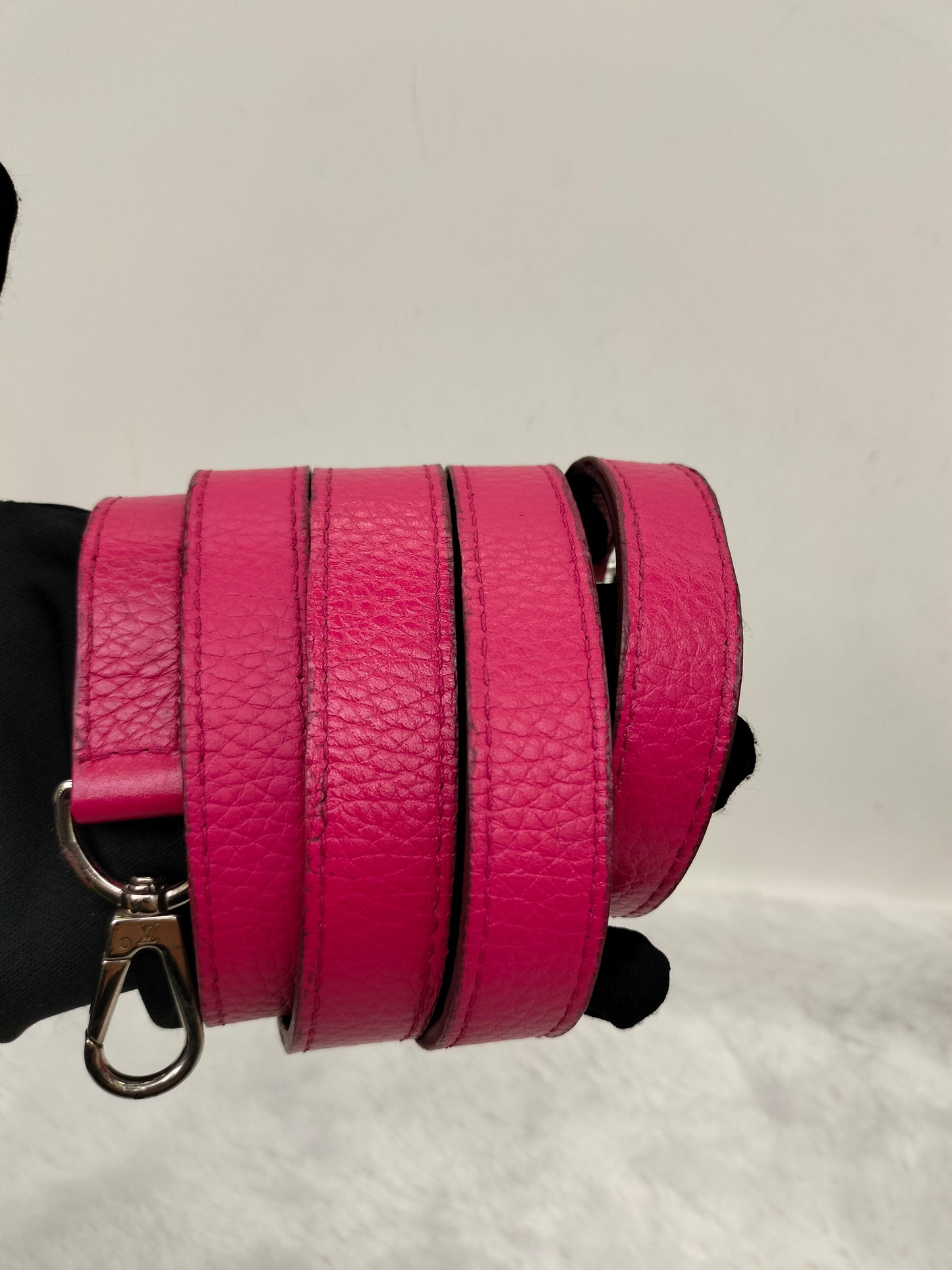 LV Capucines BB Fresia Fushcia 2014