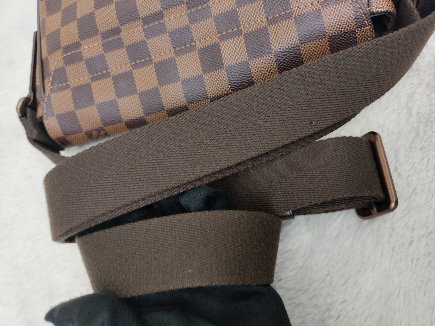 LV District PM Damier