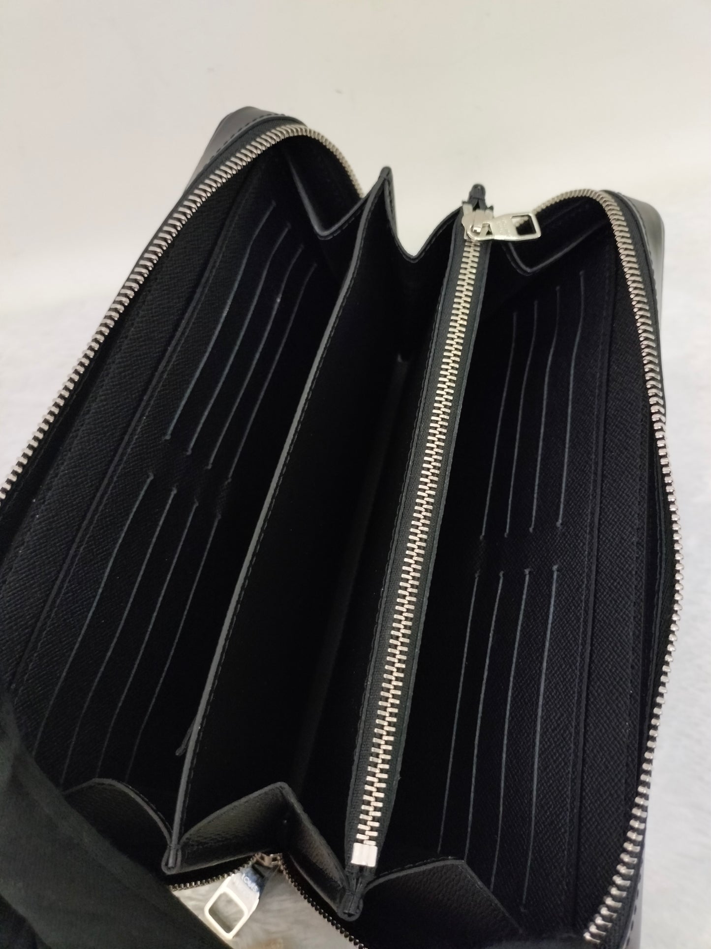 LV Zippy XL Travel Wallet Graphite 2017