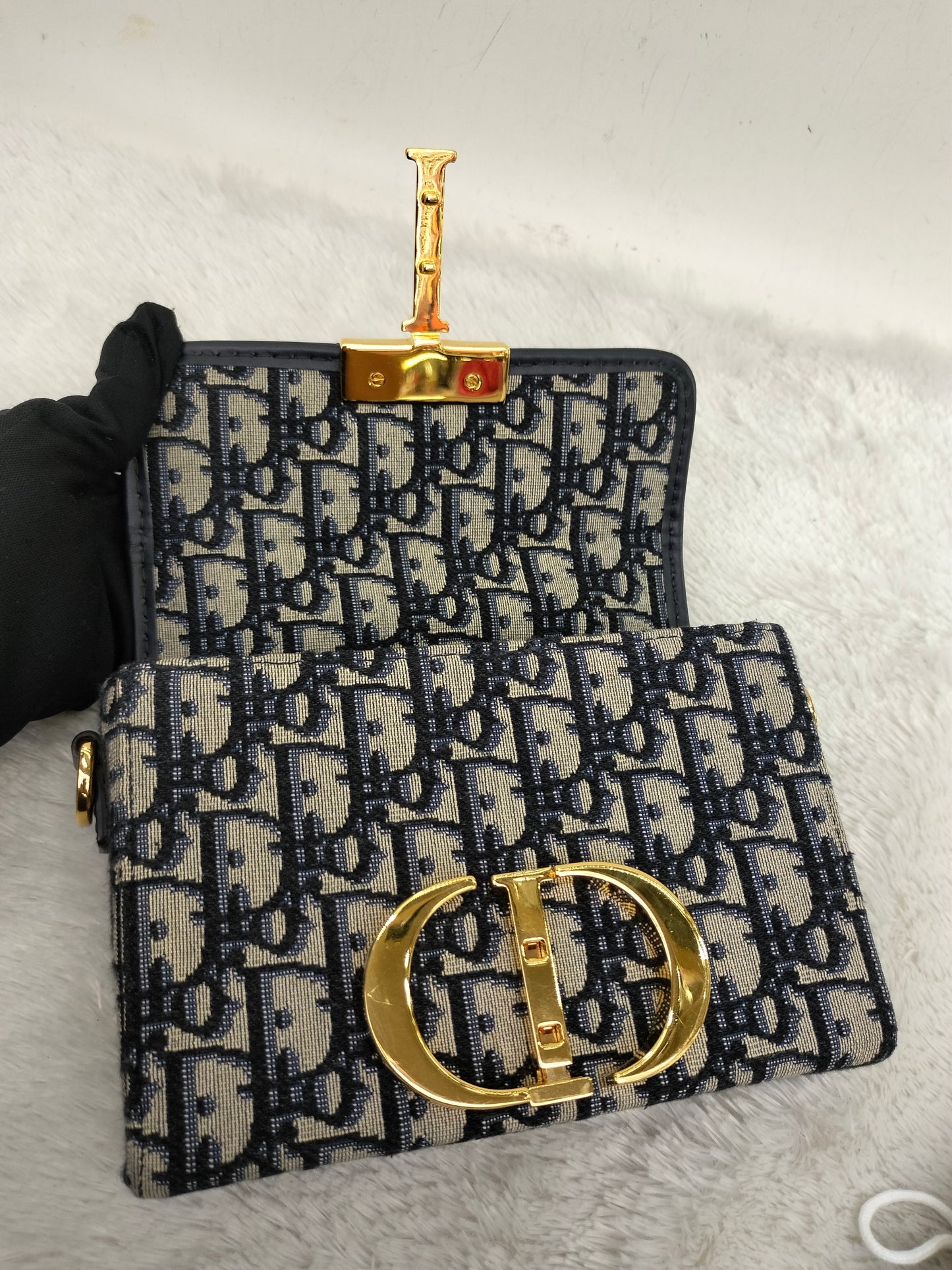 Dior Montaigne Box Oblique Navy GHW 2020