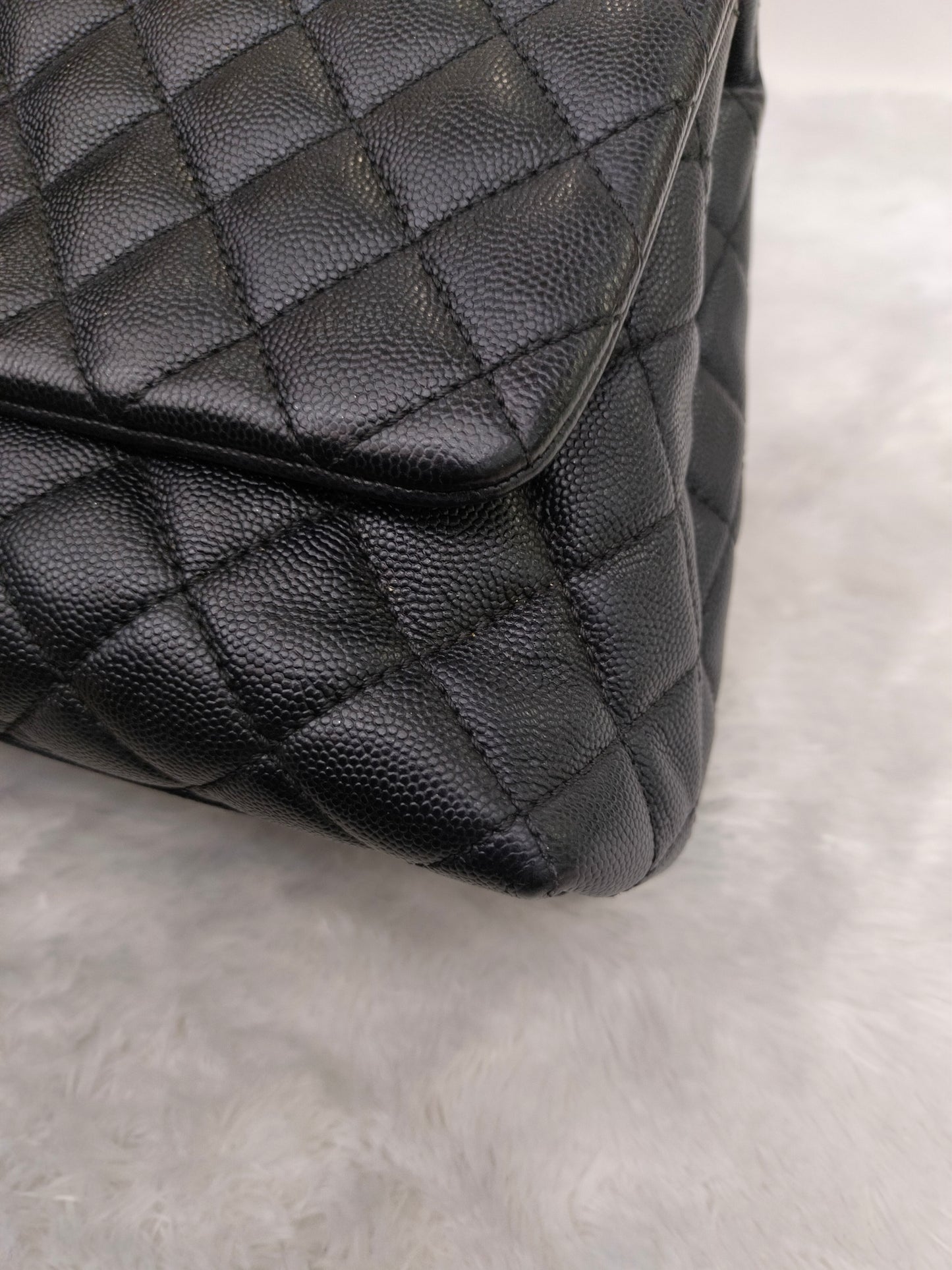 Chanel Coco Handle Medium Caviar Black GHW #25