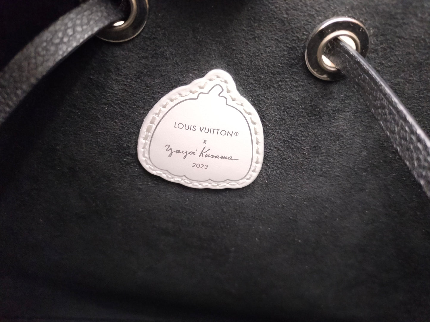 *NEW* LV Neo Noe X Yayoi Kusama Infinity Polkadot Black White (CHIP)