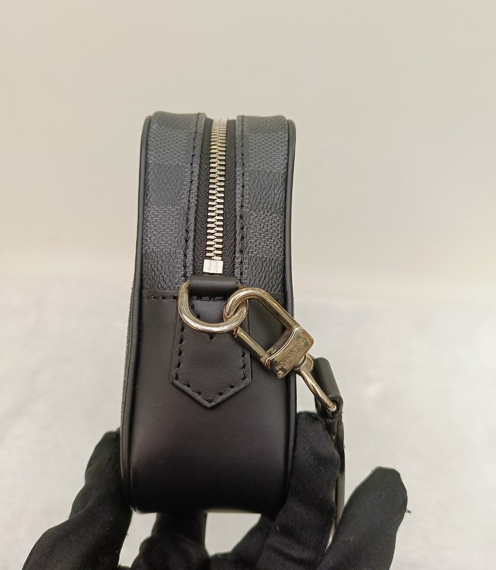 LV Kasai Clutch Graphite 2018