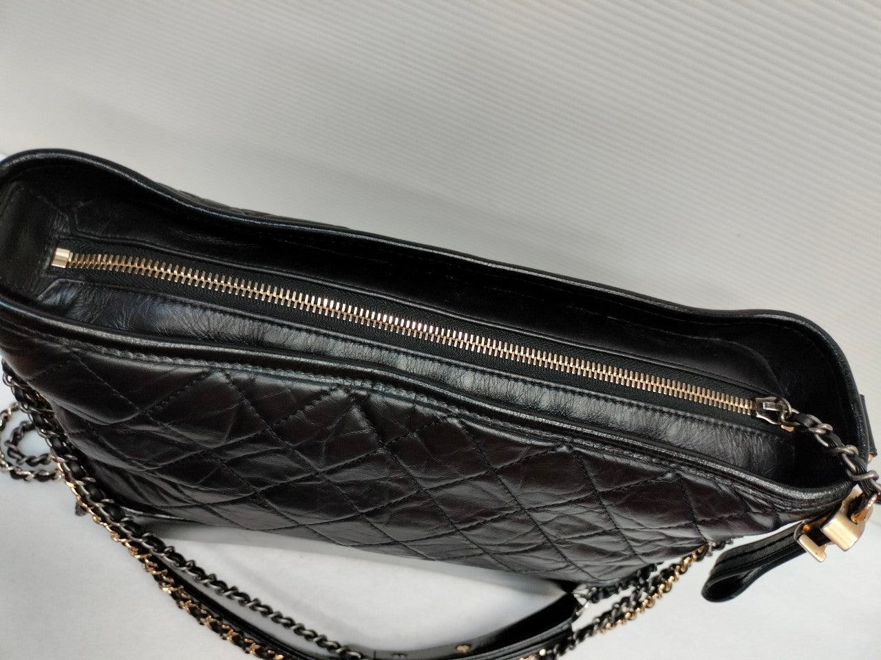 Chanel Gabrielle Medium Black #24. Size 28x21x9cm