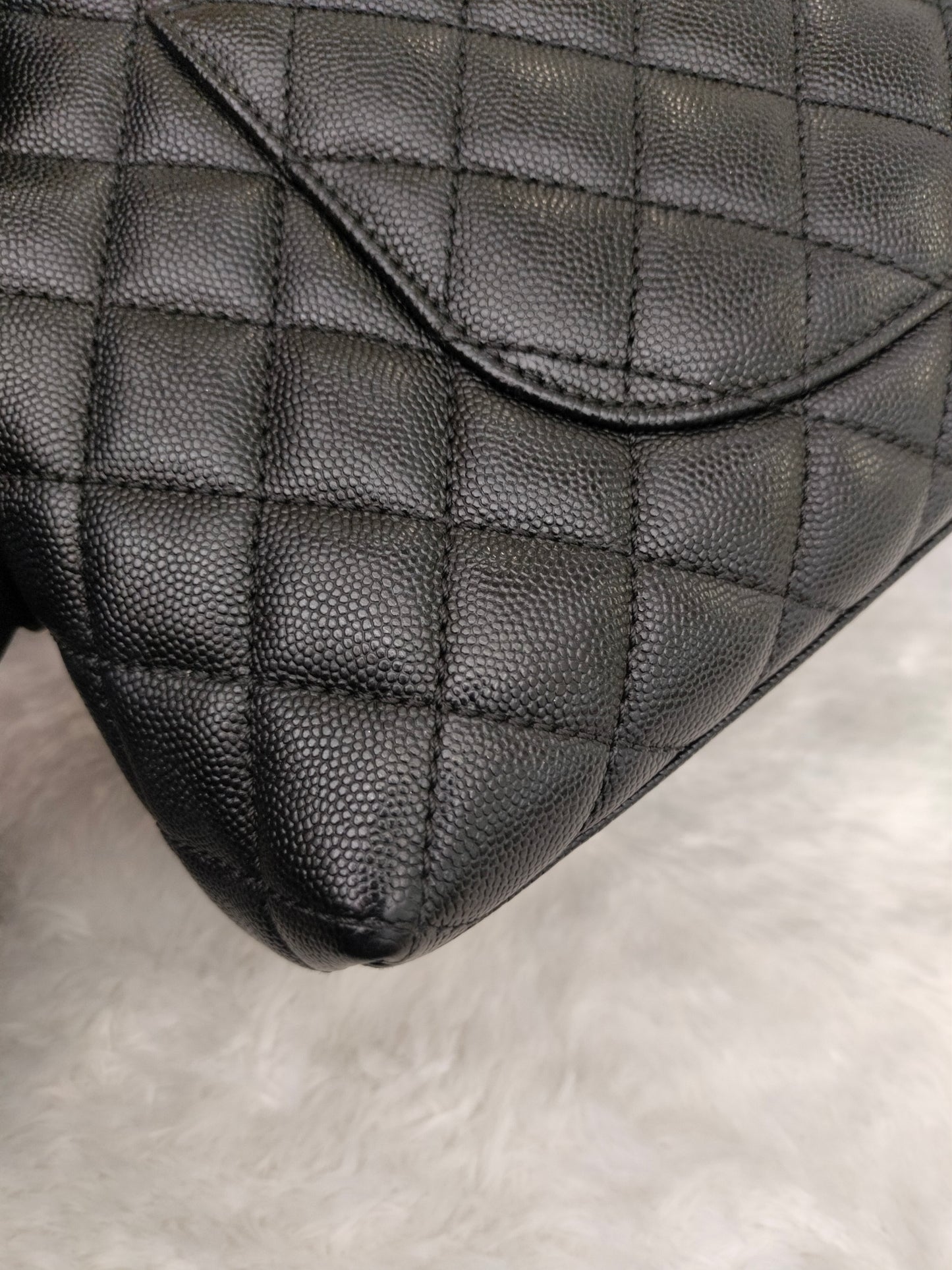 Chanel Coco Handle Medium Caviar Black GHW #25