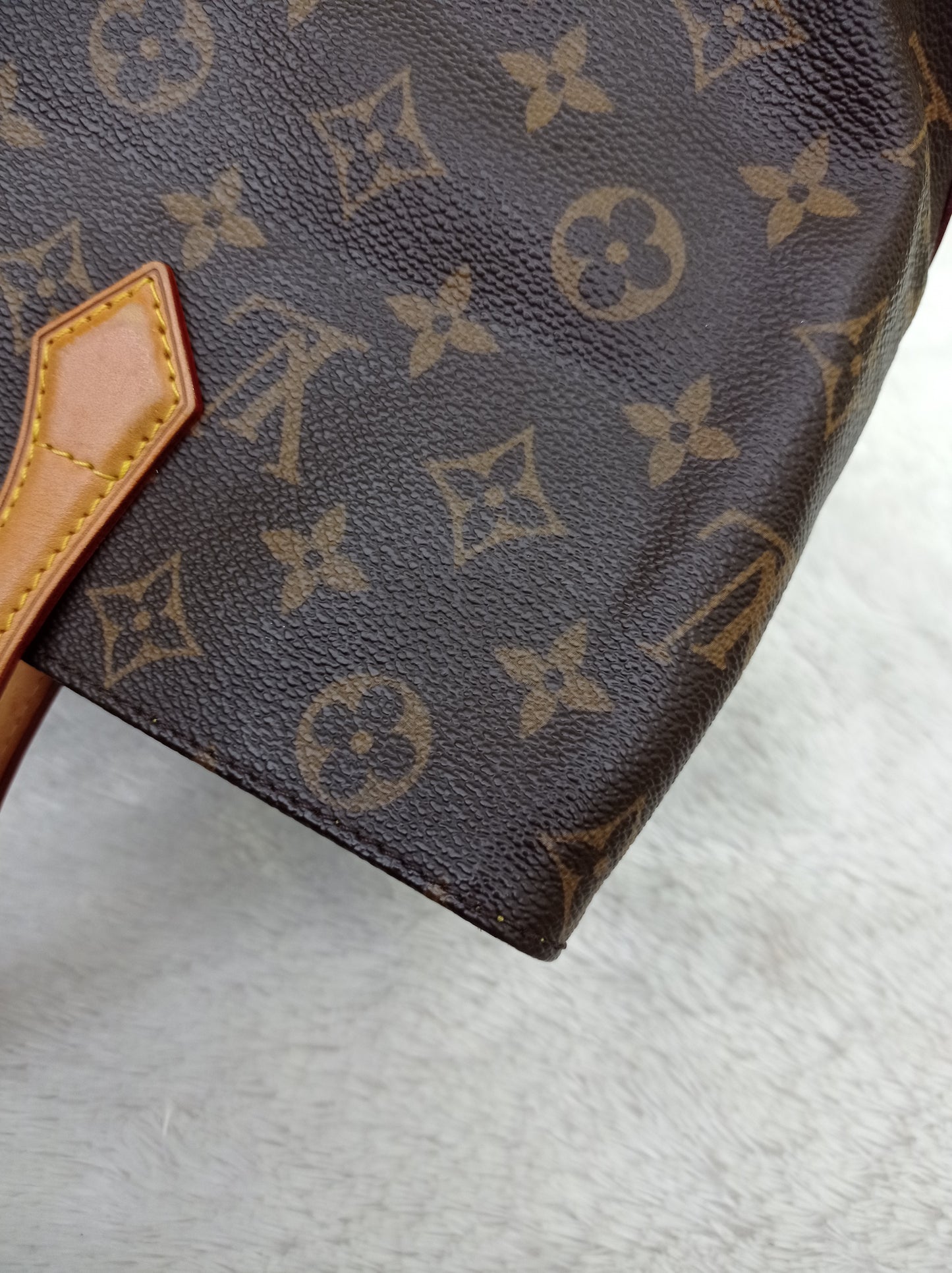 LV Wilshire PM Monogram