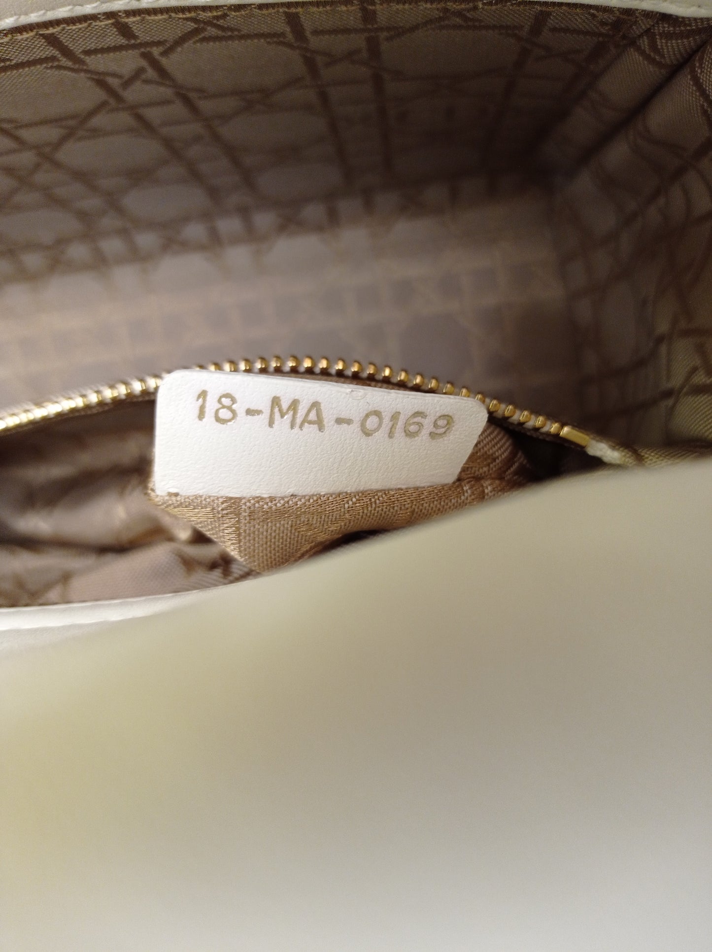 Lady Dior Small Lamb White LGHW 2019