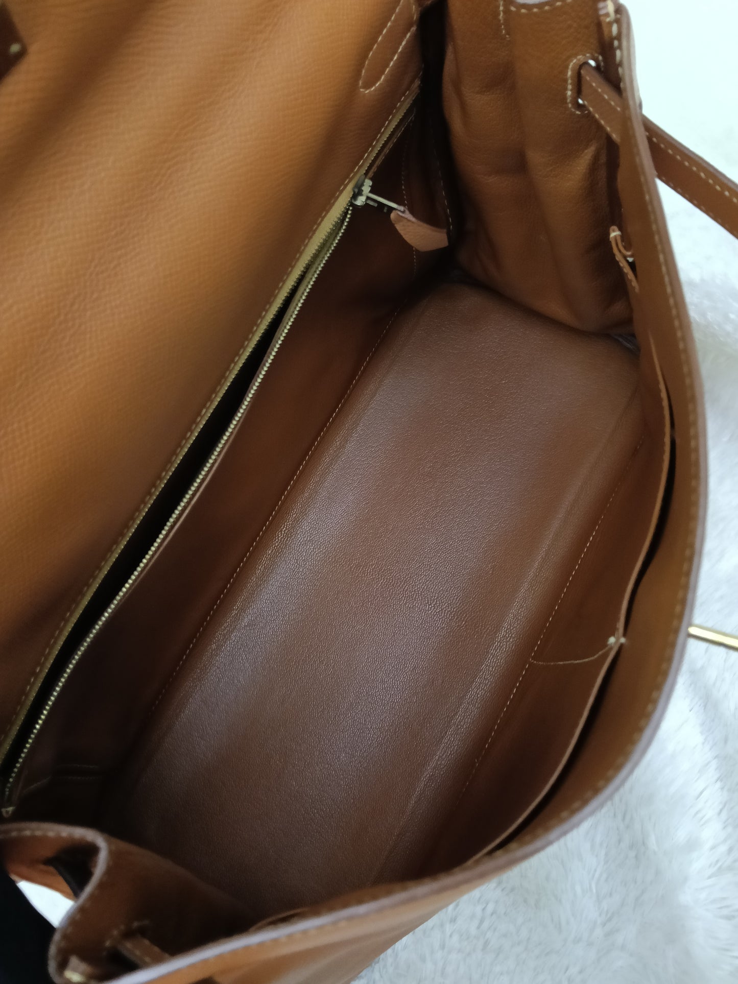 K35 Epsom Gold GHW #D square