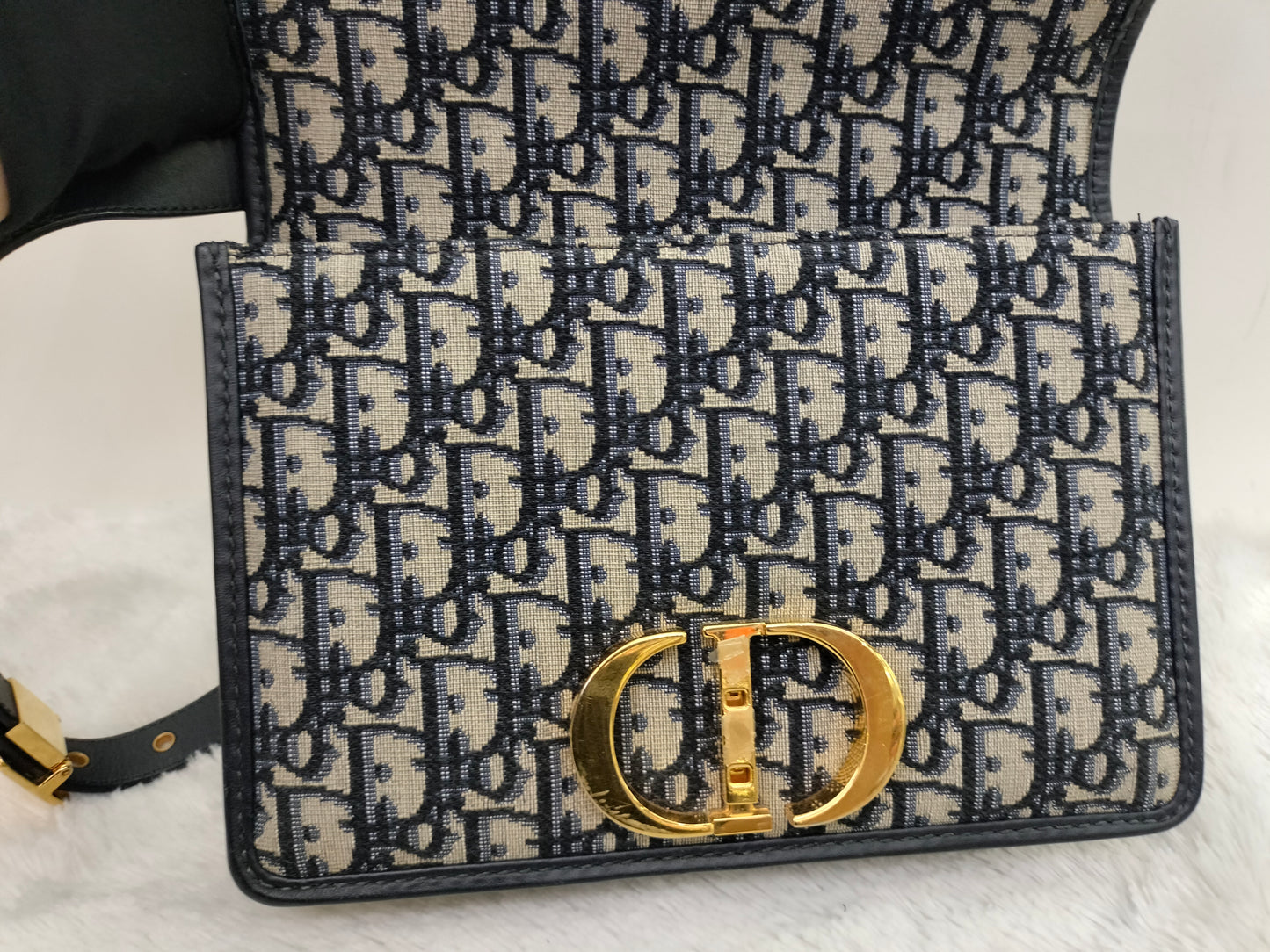 Dior Montaigne 30 Medium Oblique Navy GHW 2022