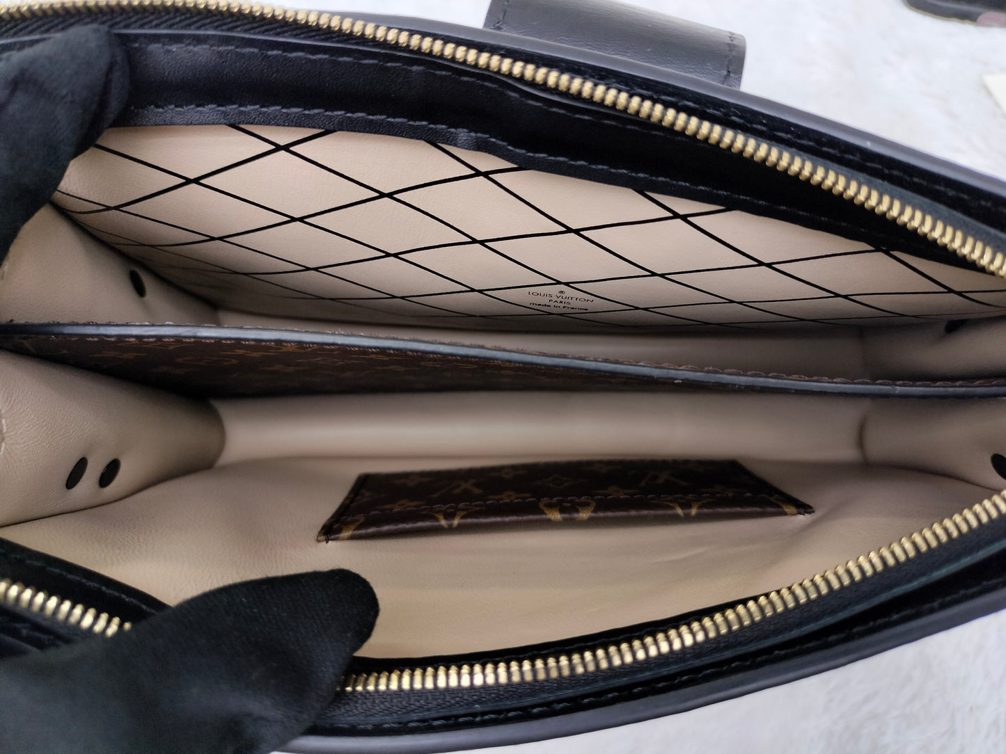 LV Trunk Clutch Monogram Reverse 2018