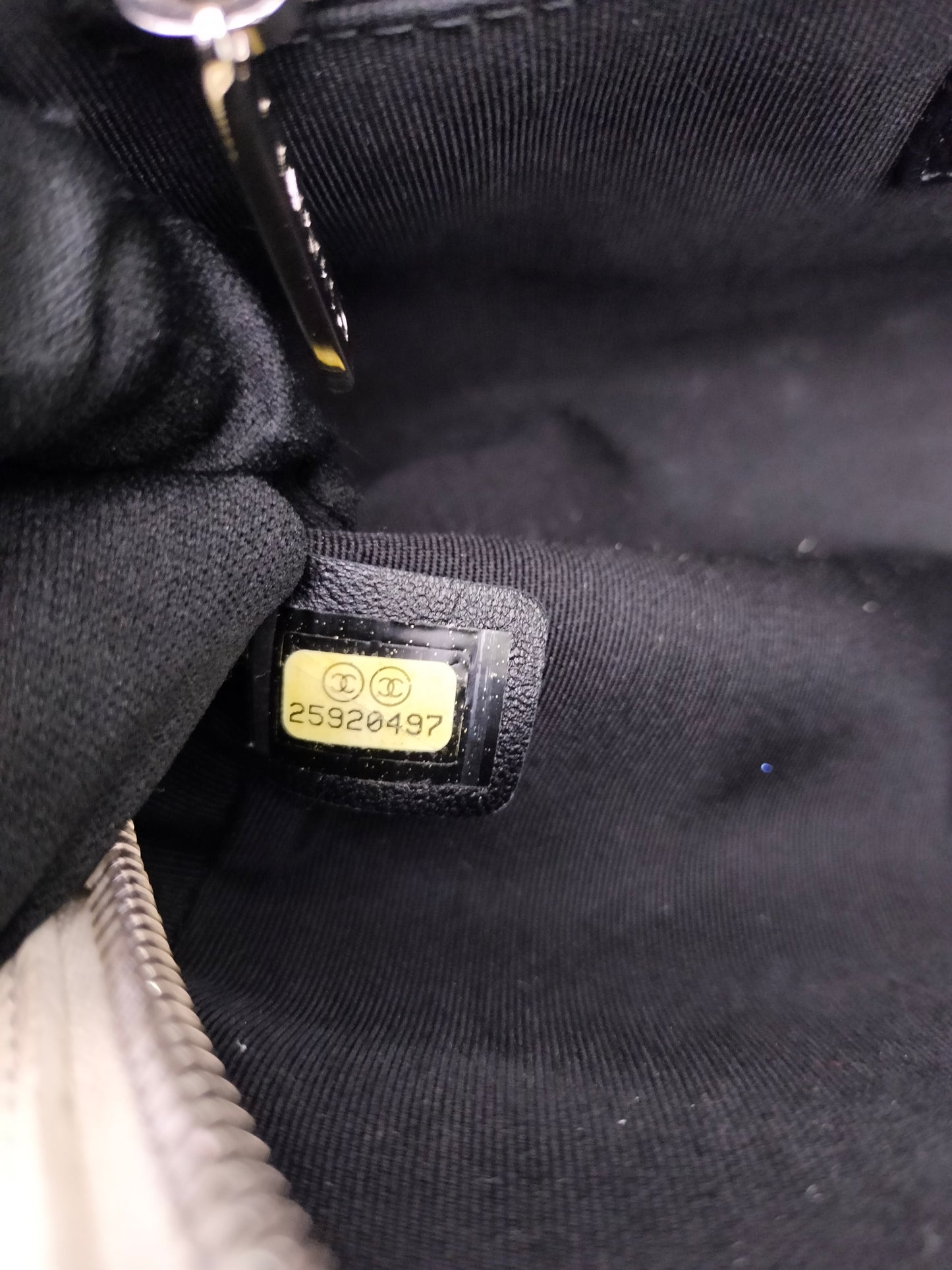 Chanel Flap Caviar White Black SHW #25