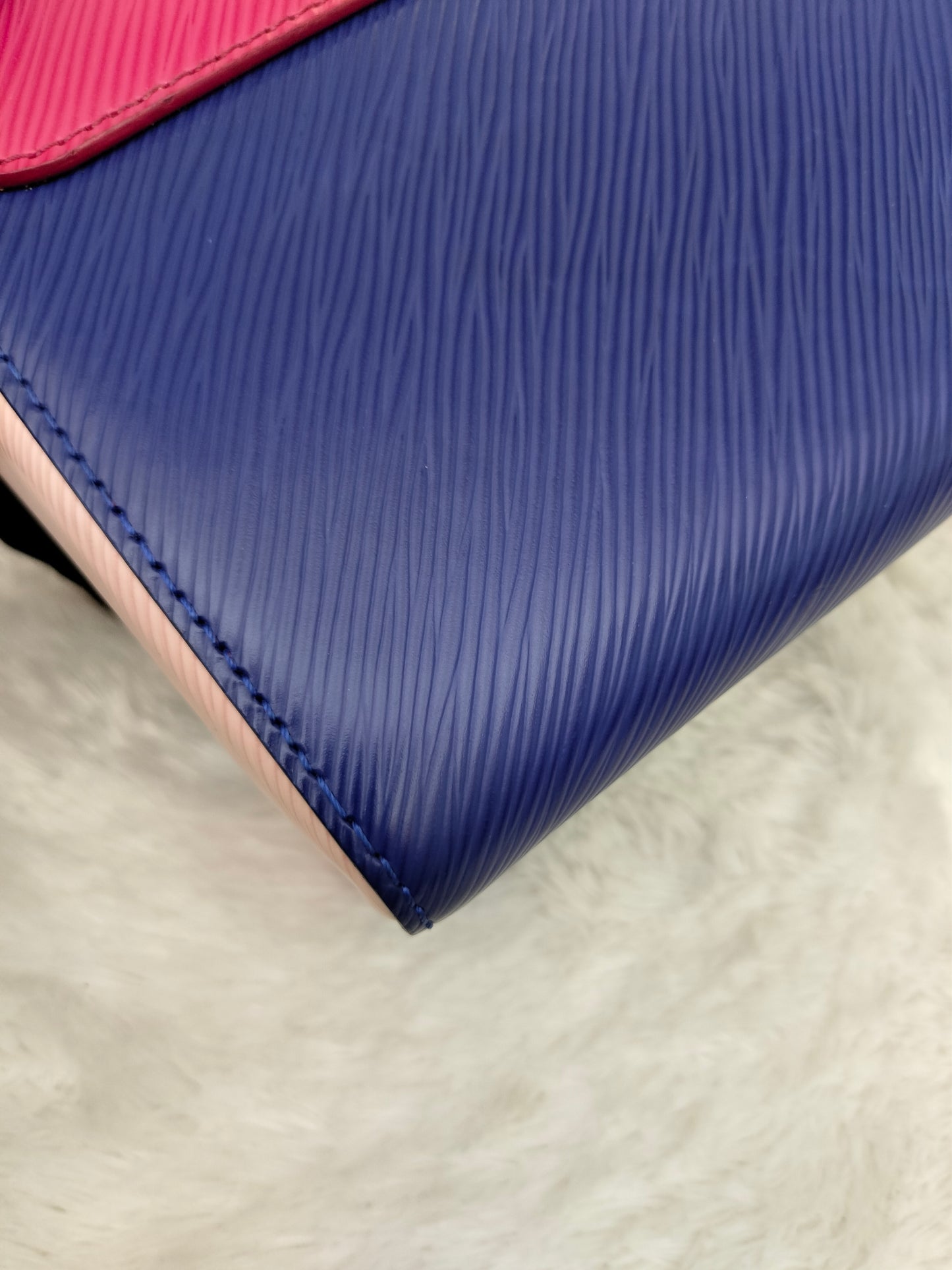 LV Twist MM Epi 3 colour 2016