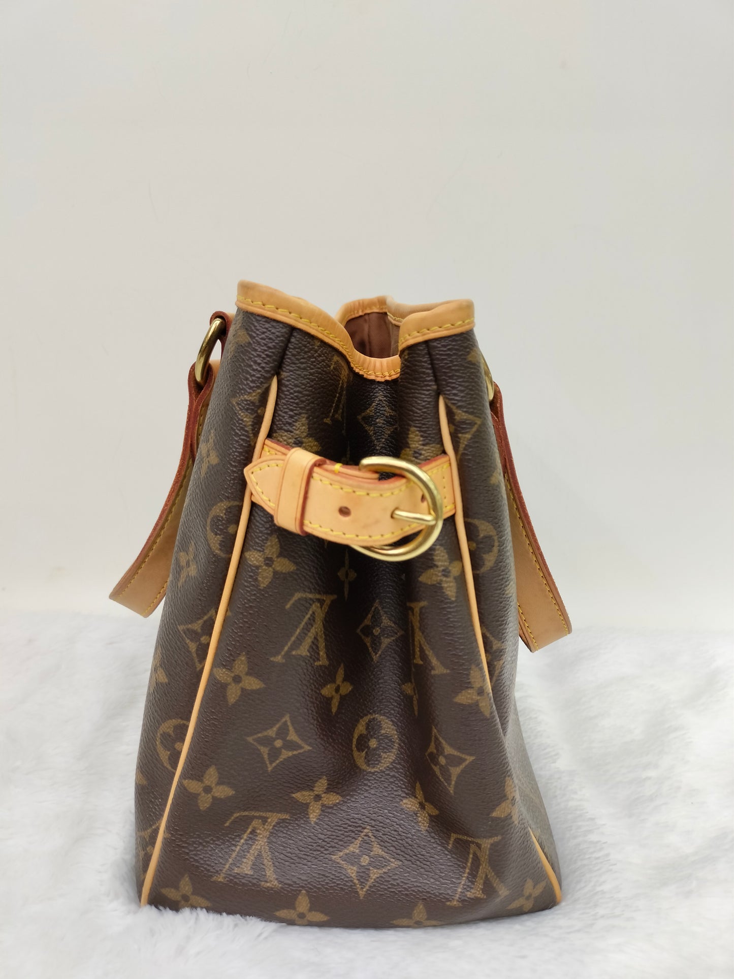 *Good Condition*
LV Batignoles PM Monogram