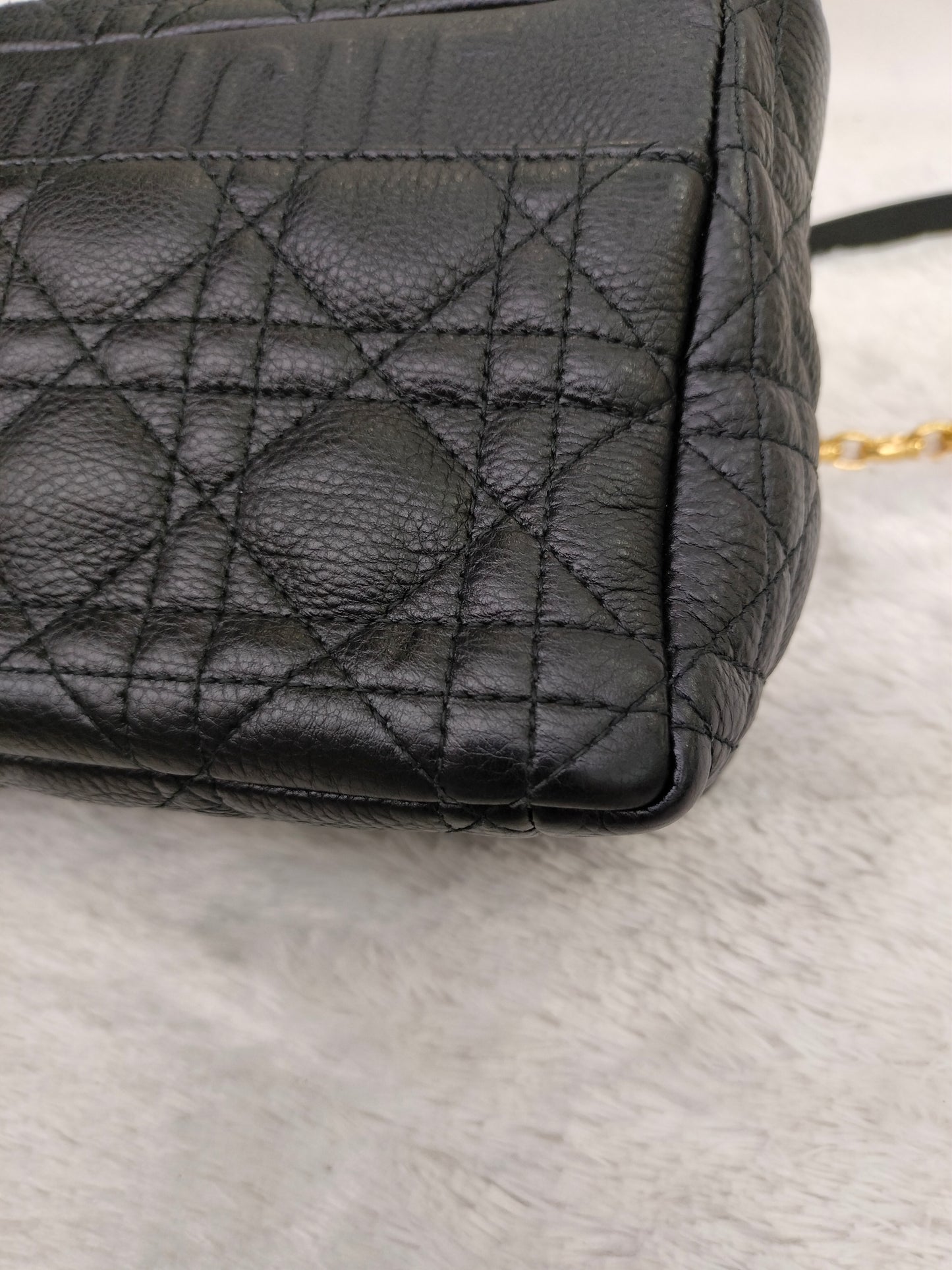 Dior Caro Medium Grained Black GHW 2022
