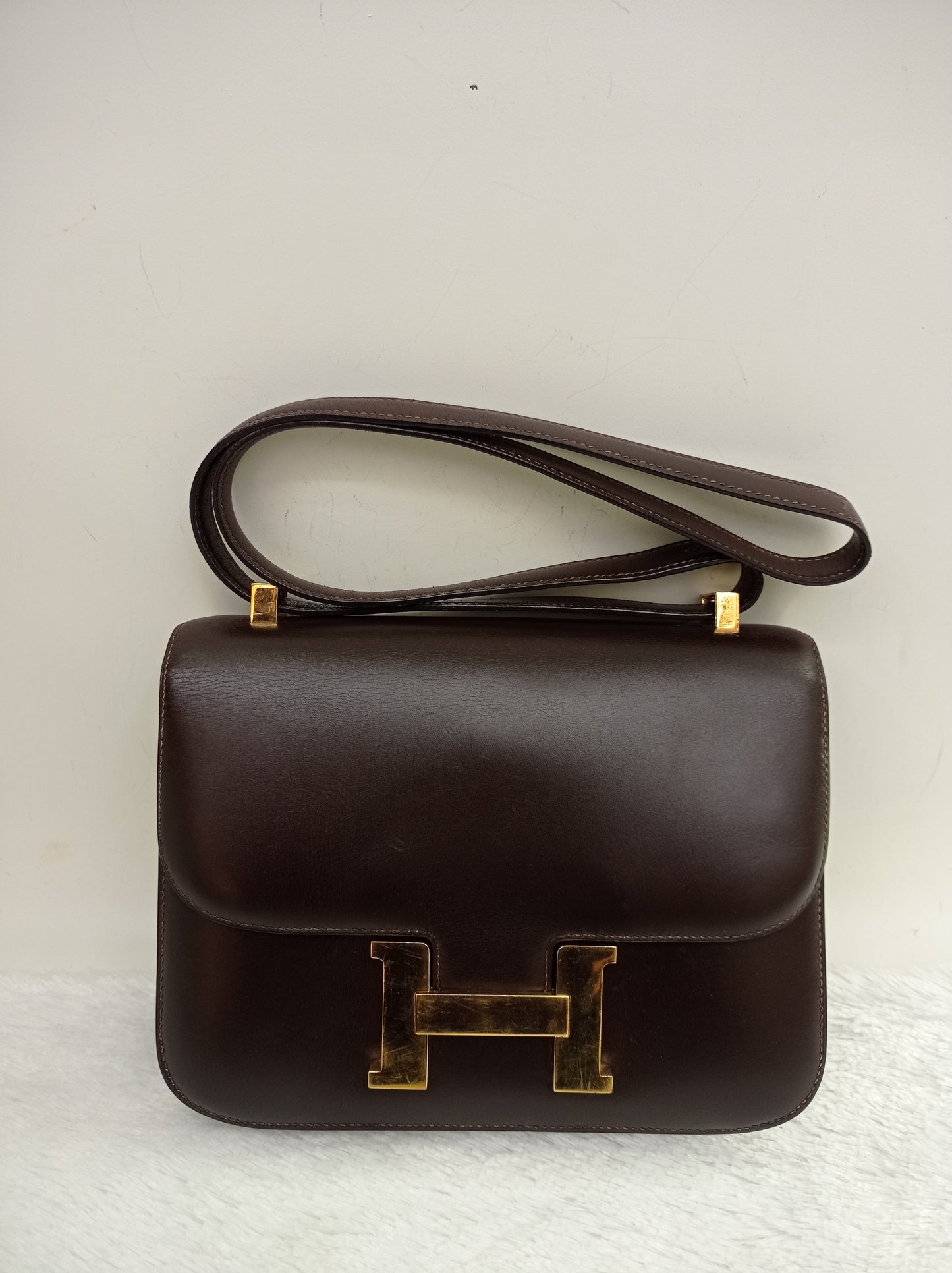 Constance 23 Box Brown Vintage GHW #G circle