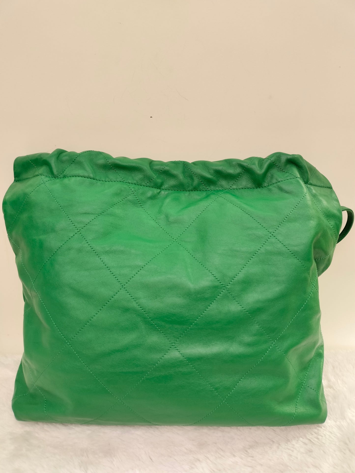 *Neverbeen Used* Chanel C22 Medium Calfskin Green GHW (CHIP)