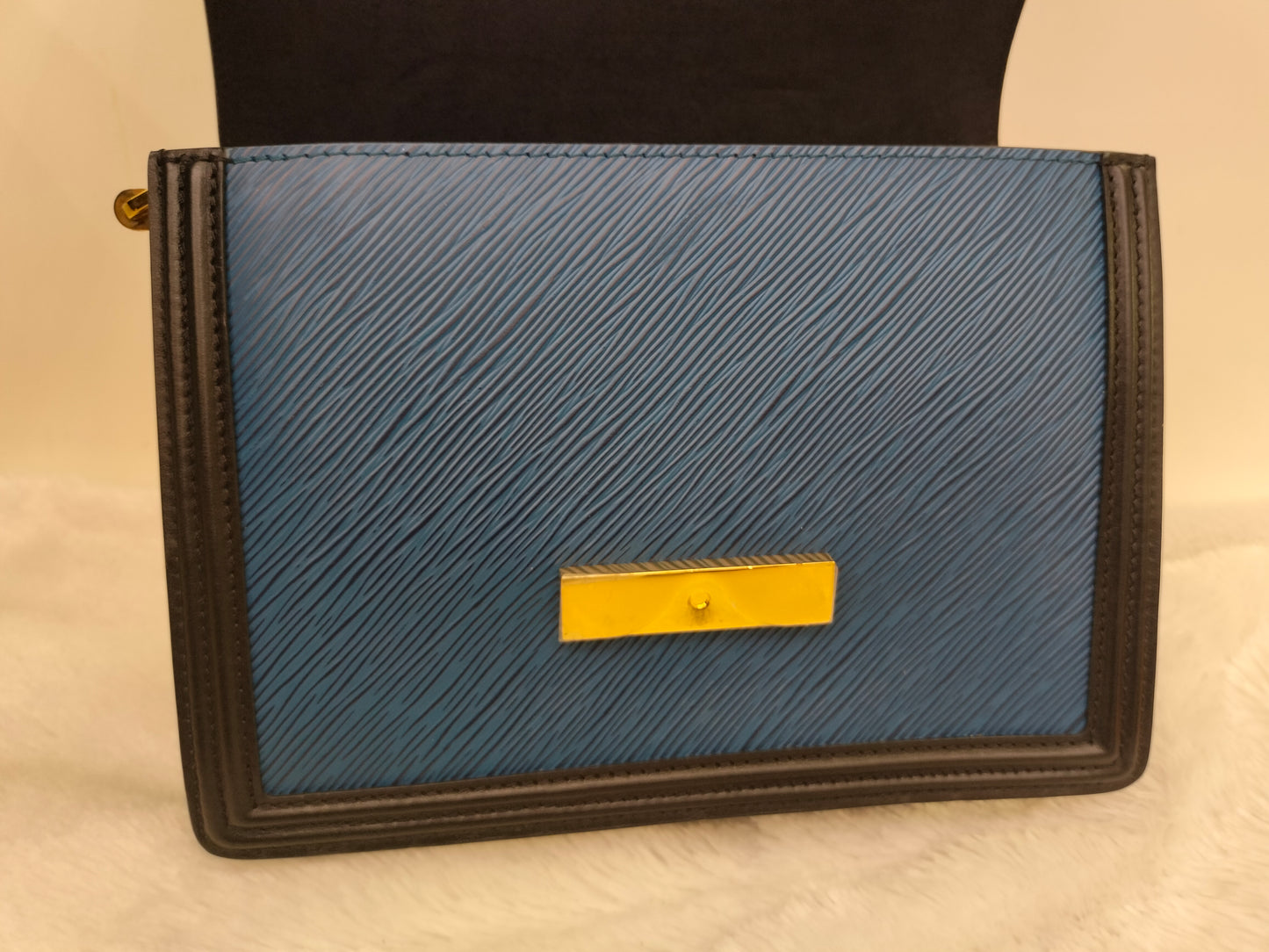 LV Dauphine NV MM Epi Navy Noir 2020