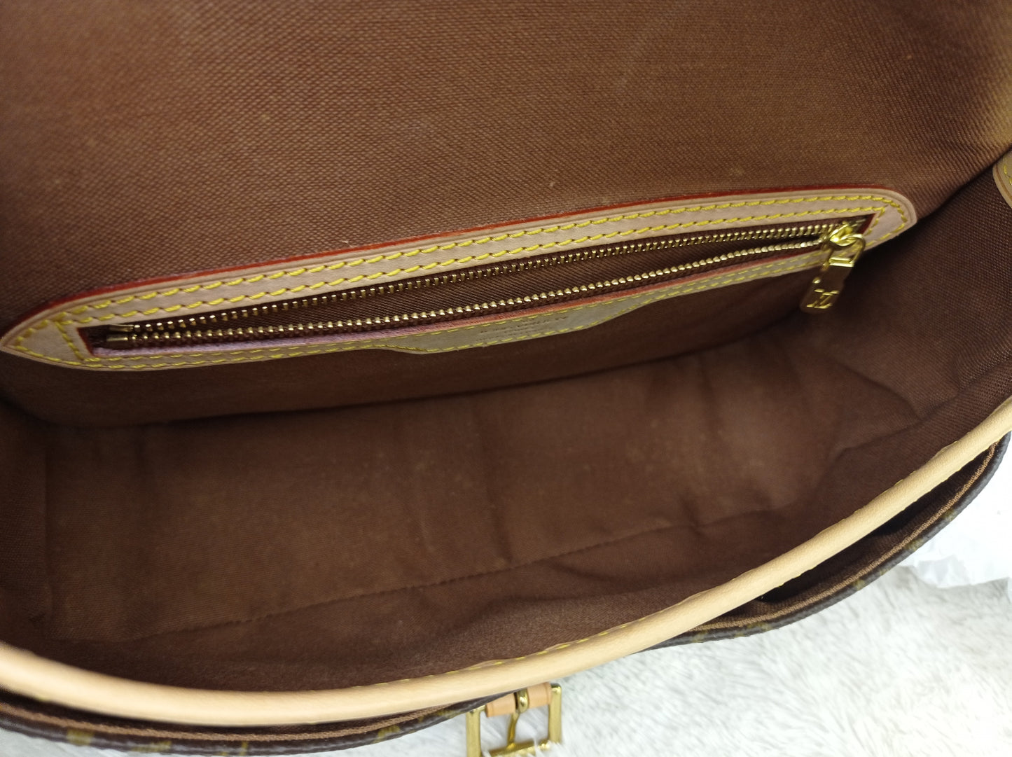 LV Sologne Shoulder Monogram