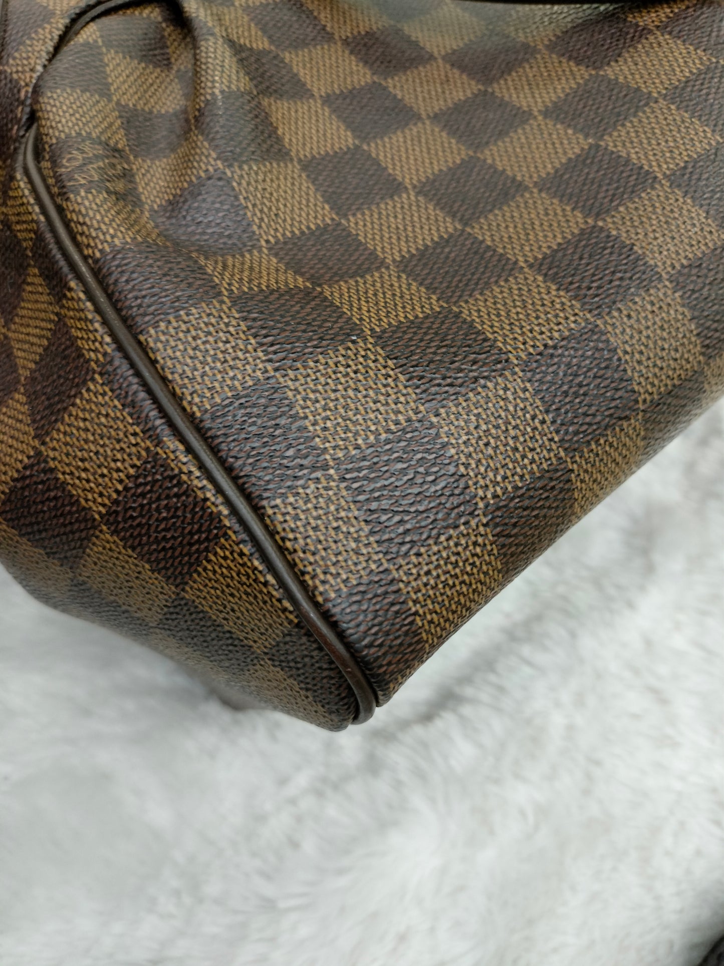 LV Trevi PM Damier 2009