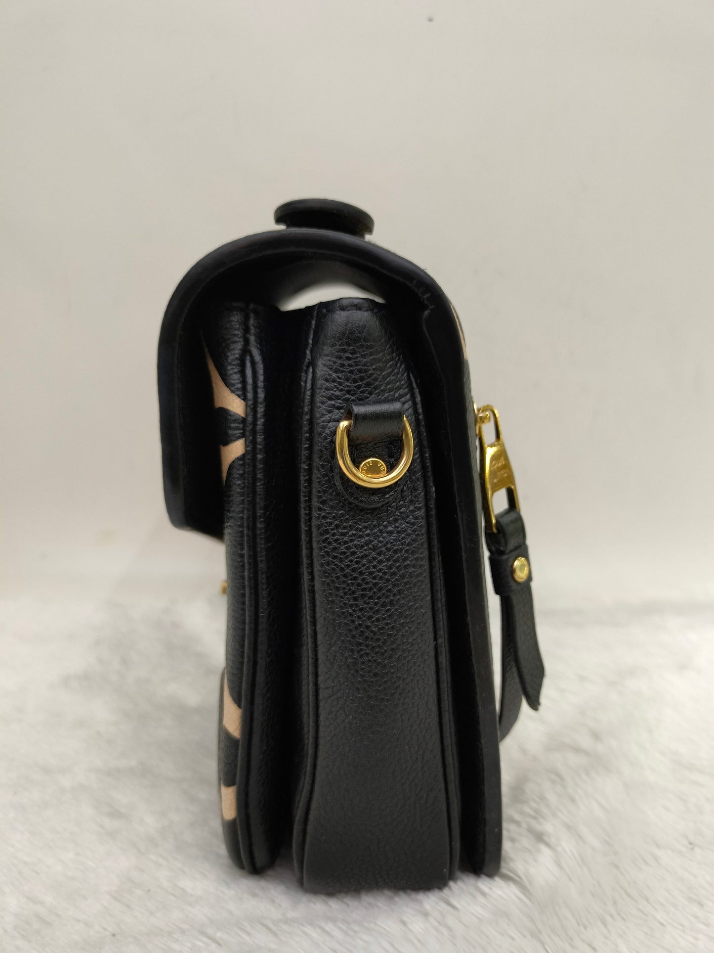 LV Metis Empreinte Noir Creme (CHIP)