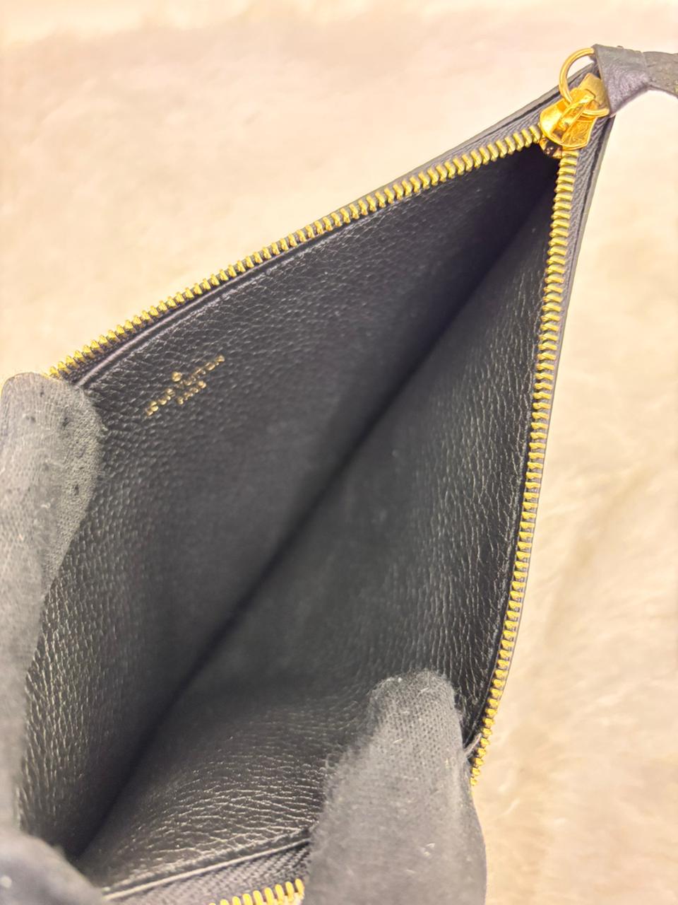 LV Pochette Felicie Monogram Empreinte Noir Beige (CHIP)