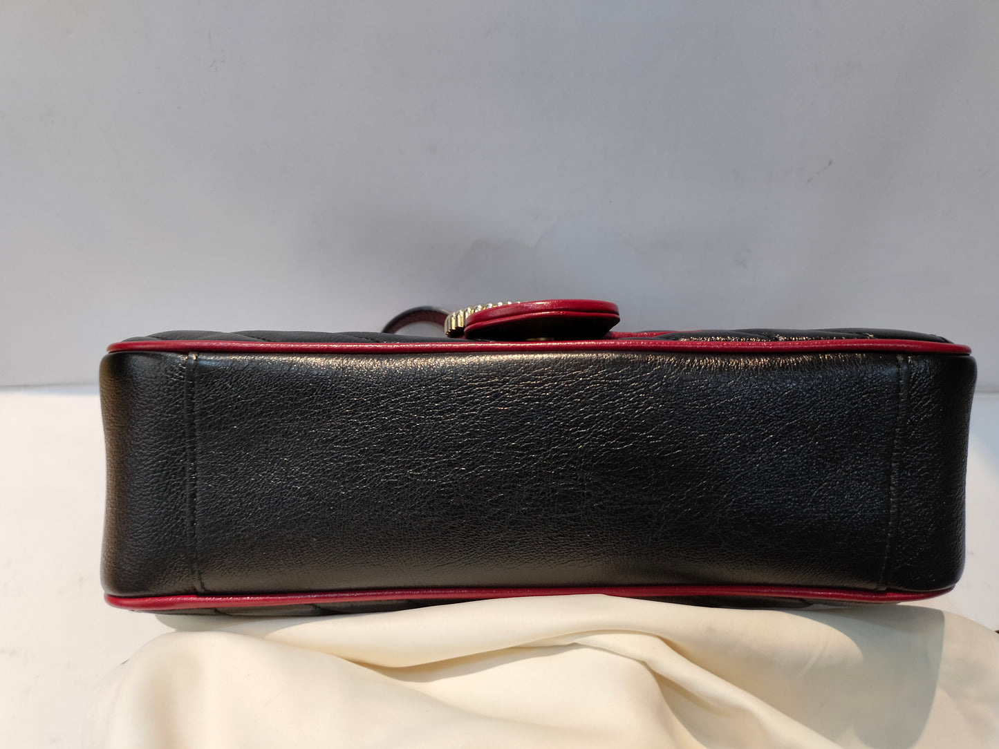 Gucci Marmont Small Black Red GHW