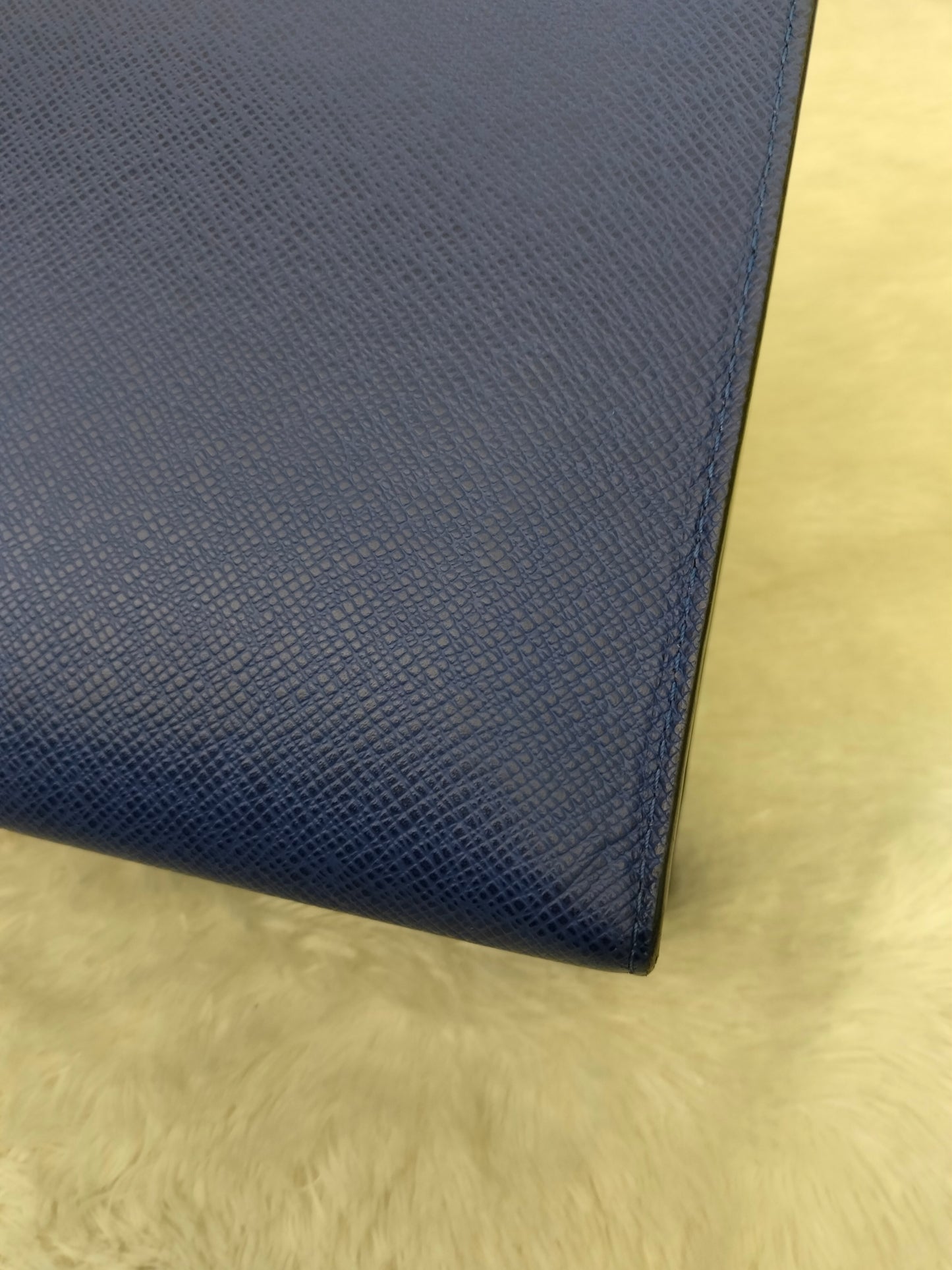 LV Pochette Voyage Taiga Blue Cobalt 2019