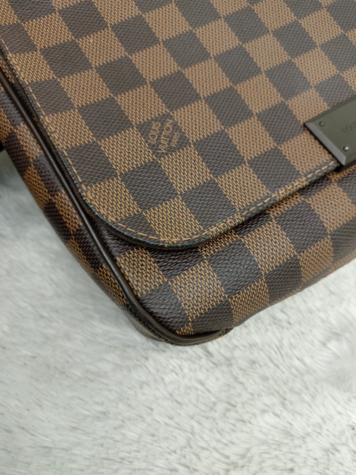 LV District PM Damier