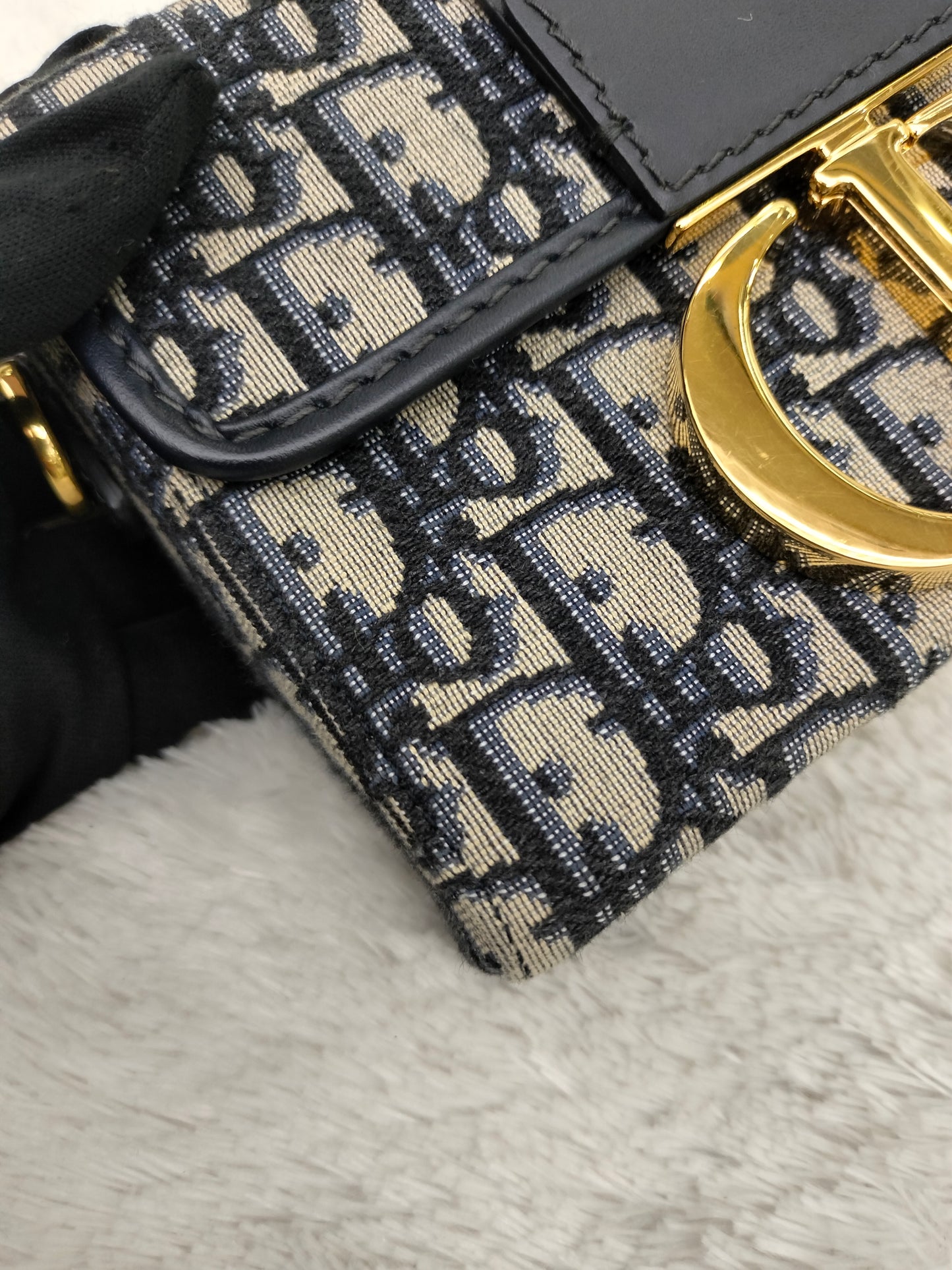 Dior Montaigne Box Oblique Navy GHW 2020
