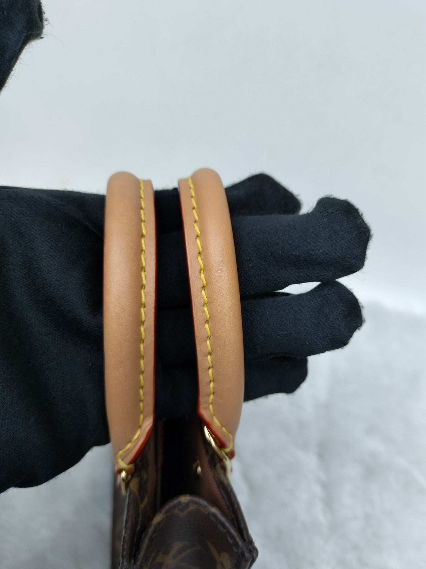 LV Petit Sac Plat Monogram 2021 (CHIP)