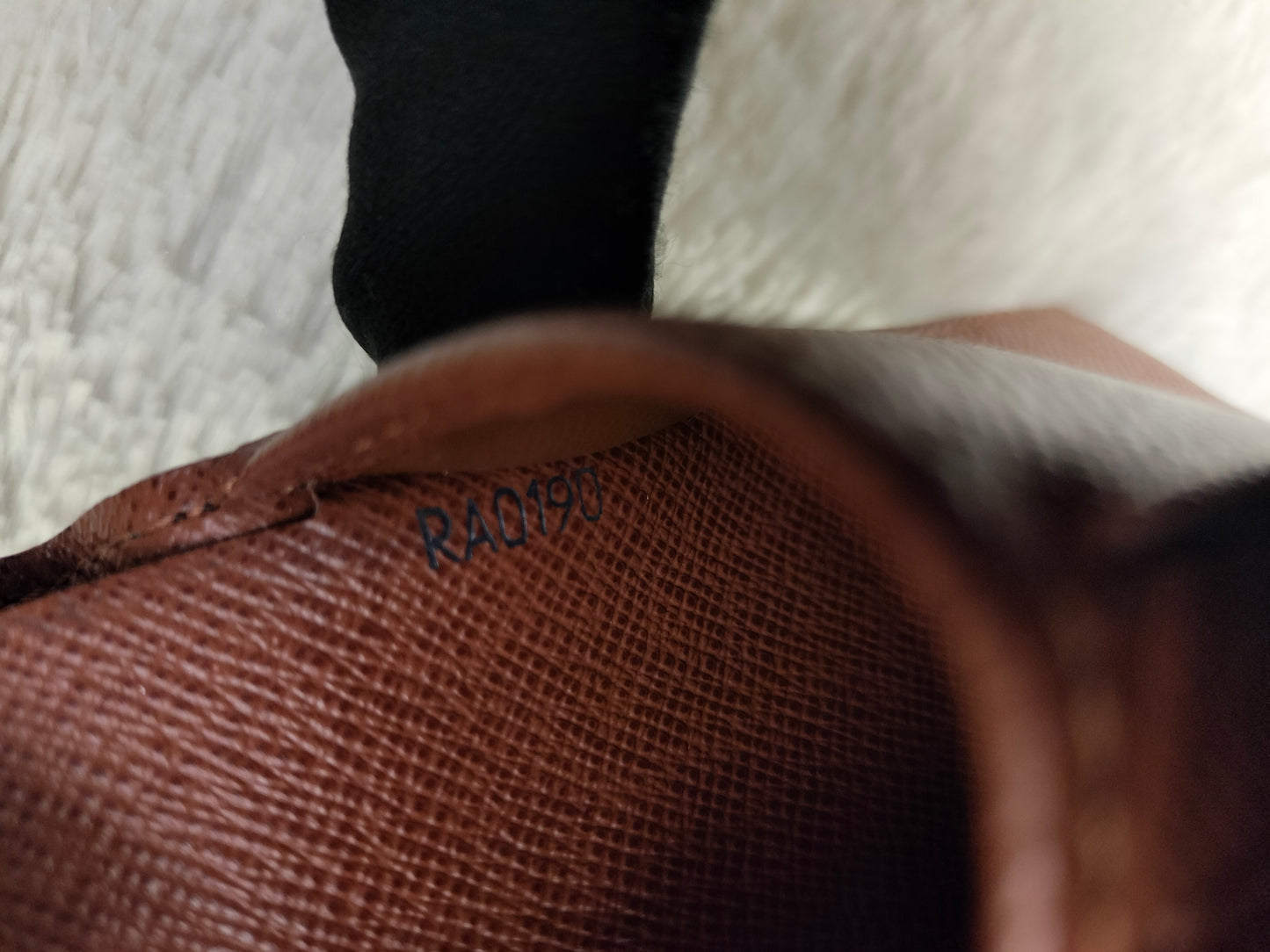 LV Portefeuille Multiple Wallet Monogram 2010