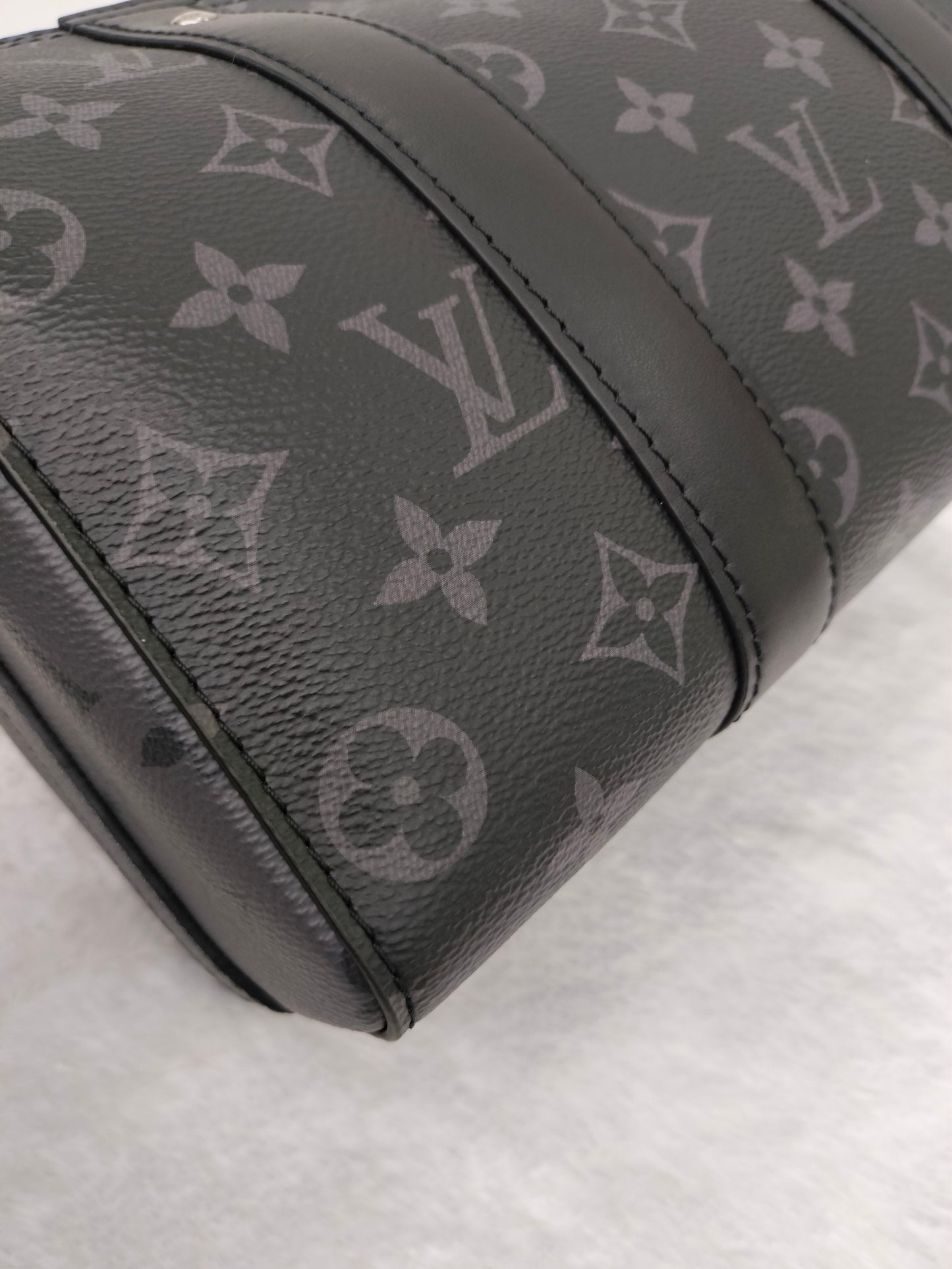 LV City Keepall Monogram Eclipse (CHIP)