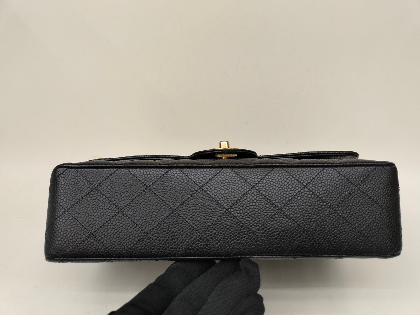 Chanel Medium Caviar Black GHW DF (CHIP)