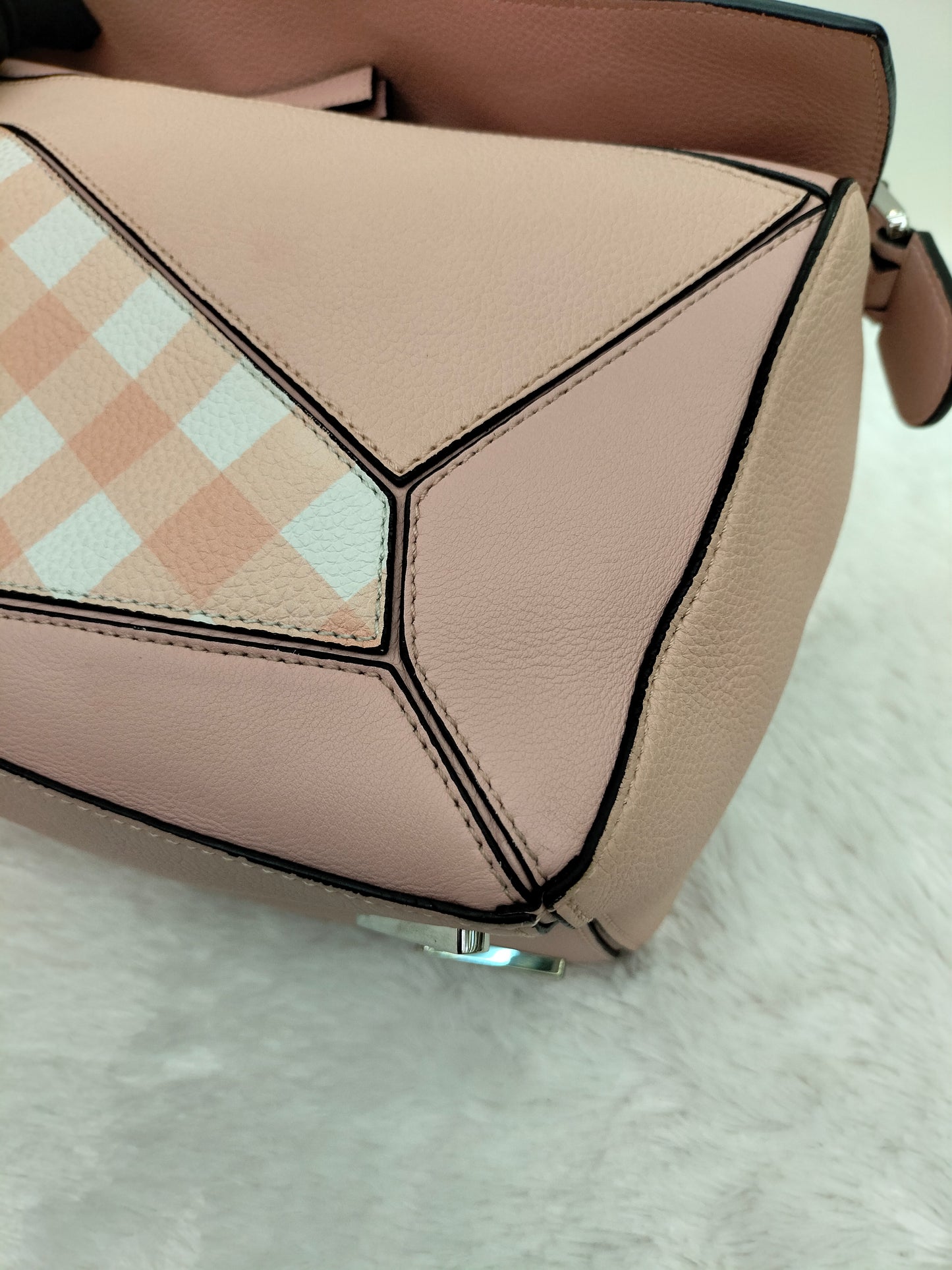 Loewe Puzzle Gingham Medium Pink White SHW 2017