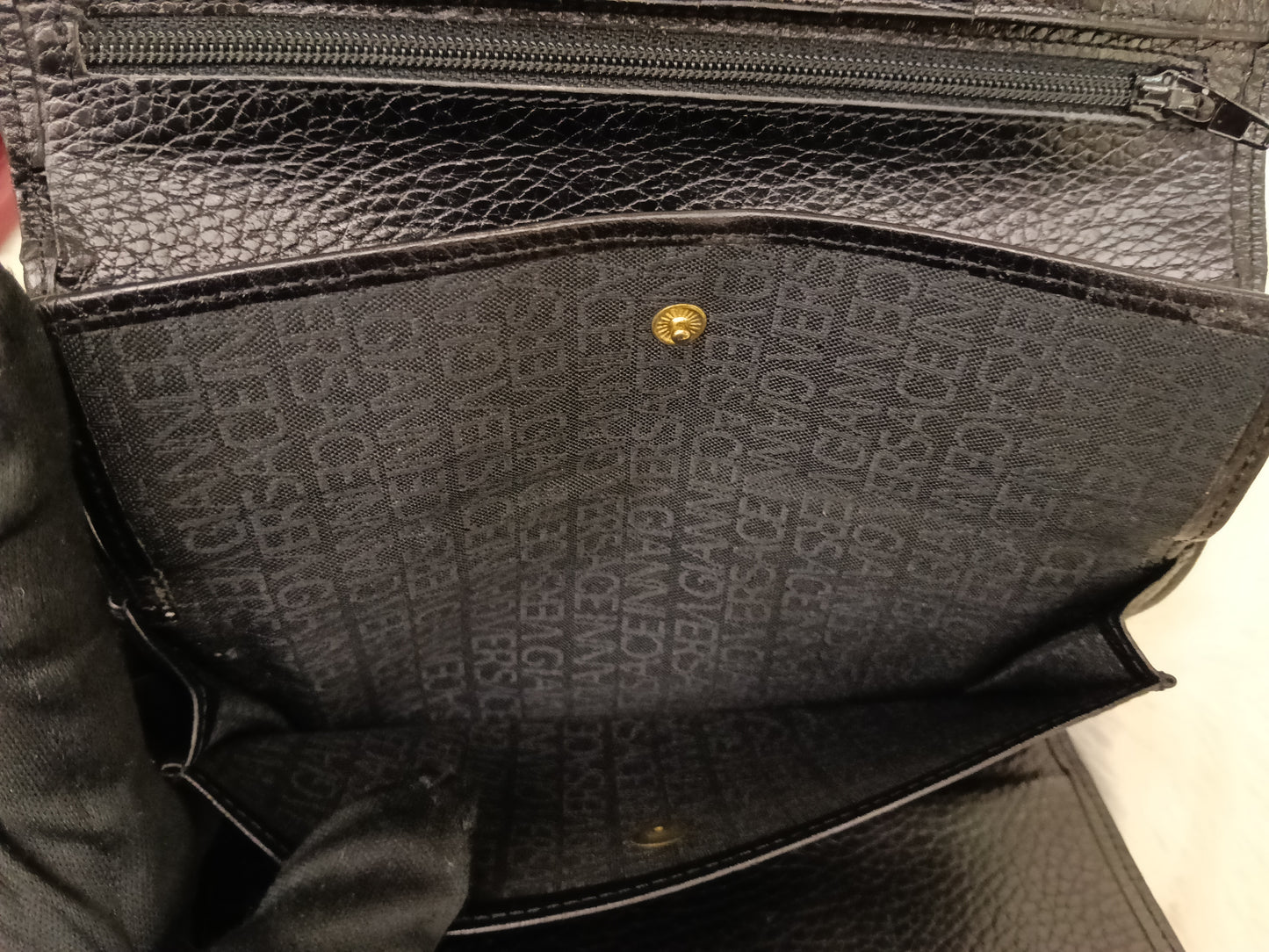 Gianni Versace Medusa Trifold Wallet Grained Black GHW