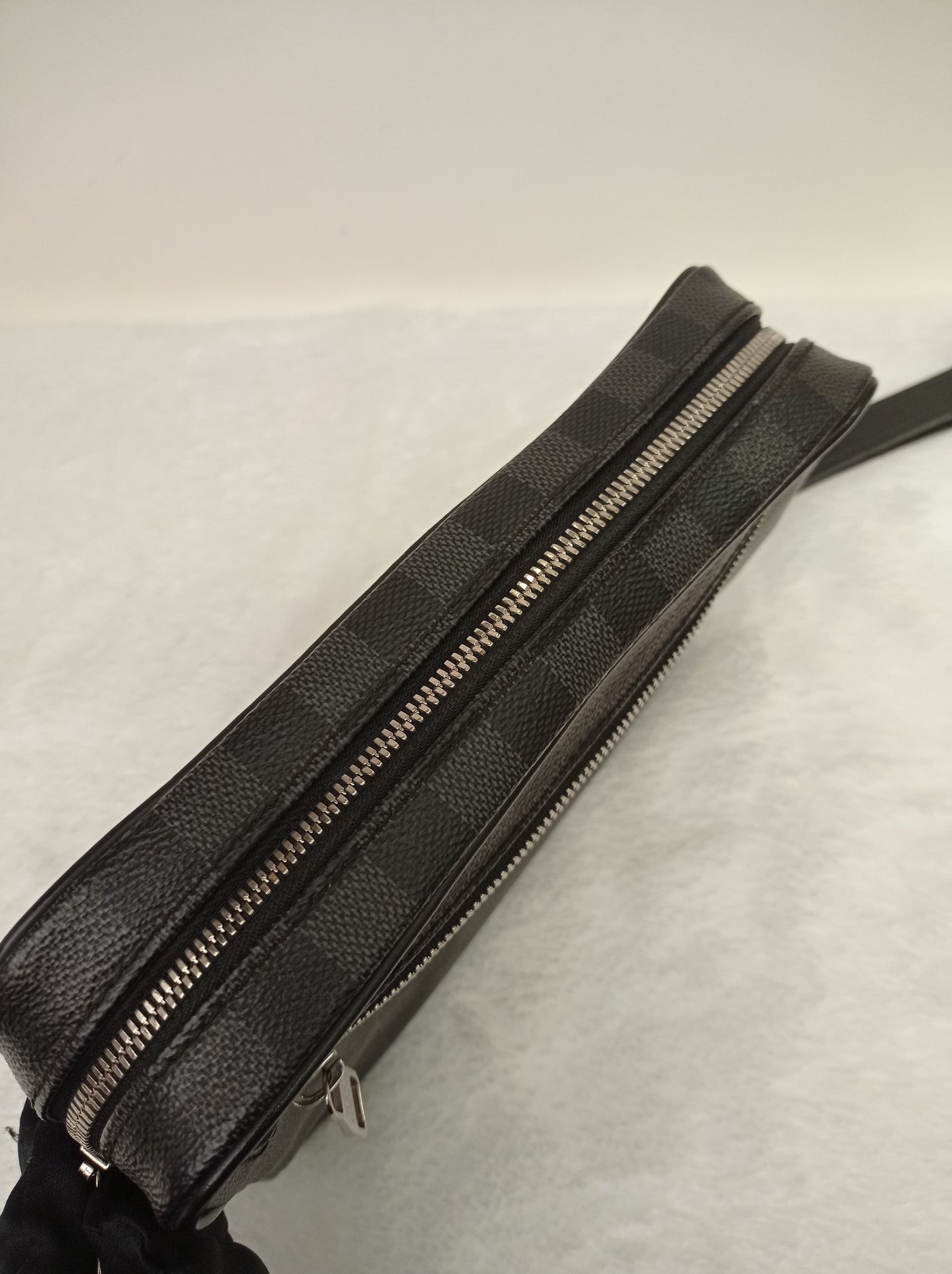LV Pochette Kasai Graphite 2020