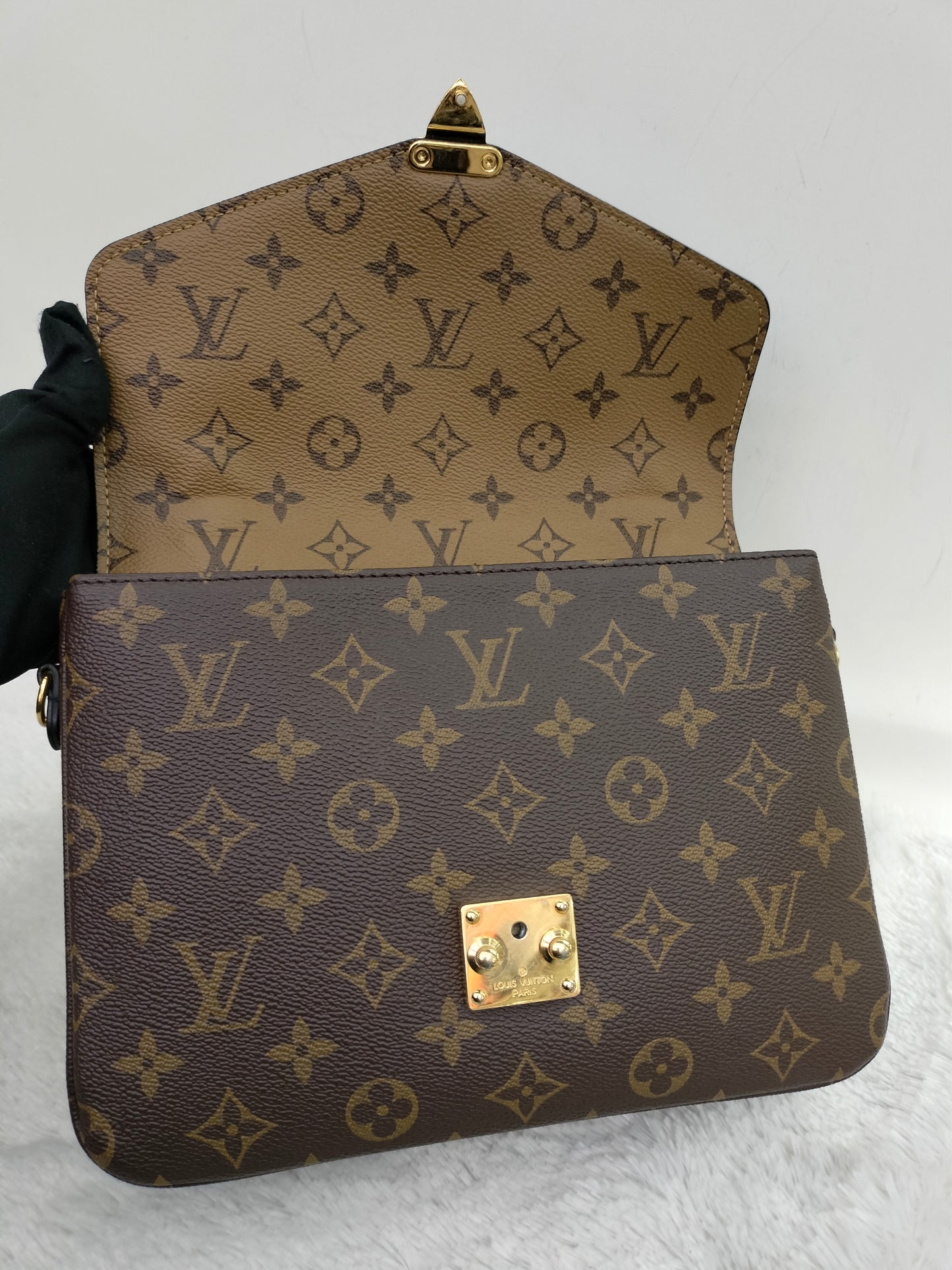 LV Metis Reverse (CHIP)