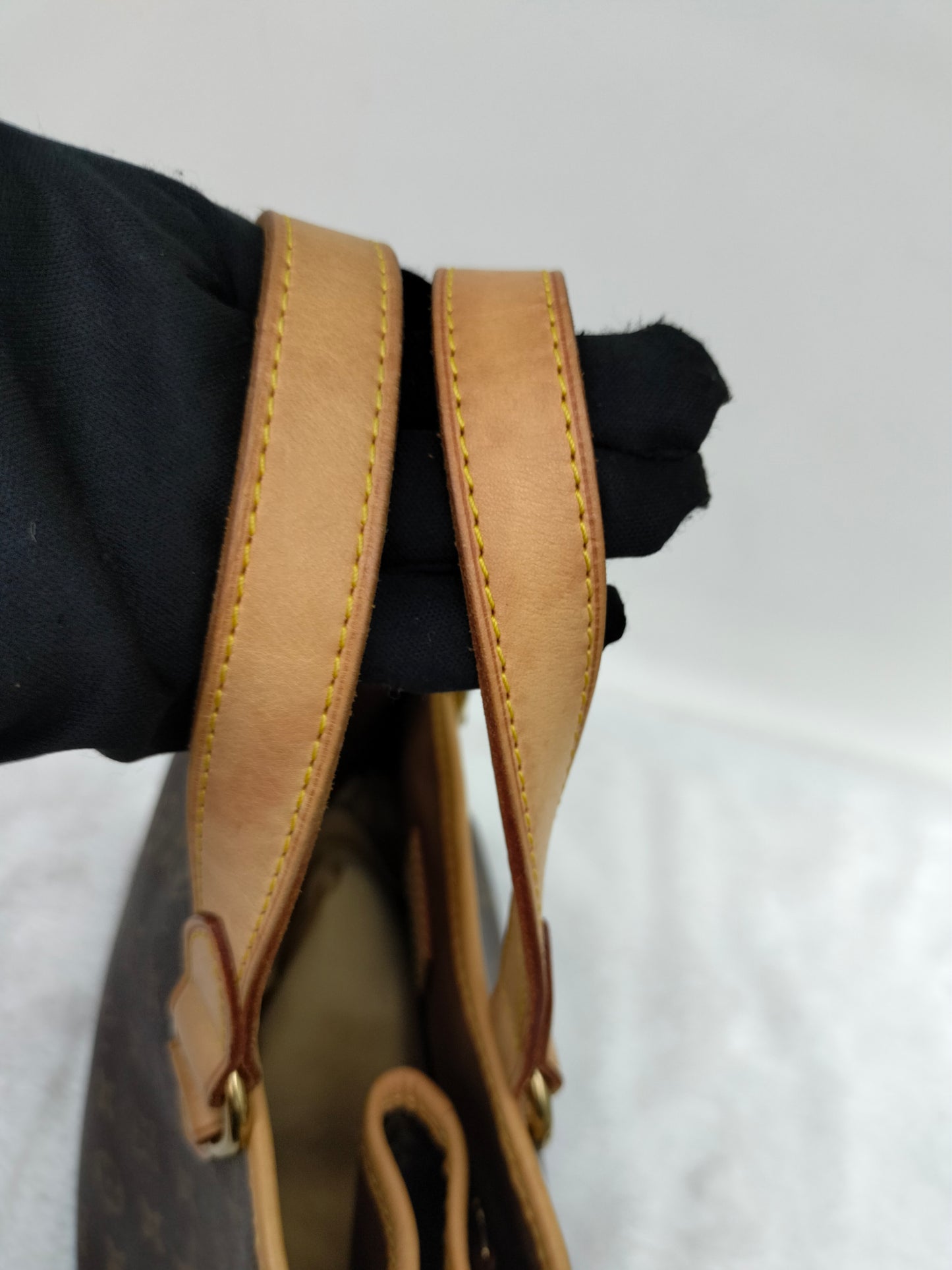 *Good Condition*
LV Batignoles PM Monogram