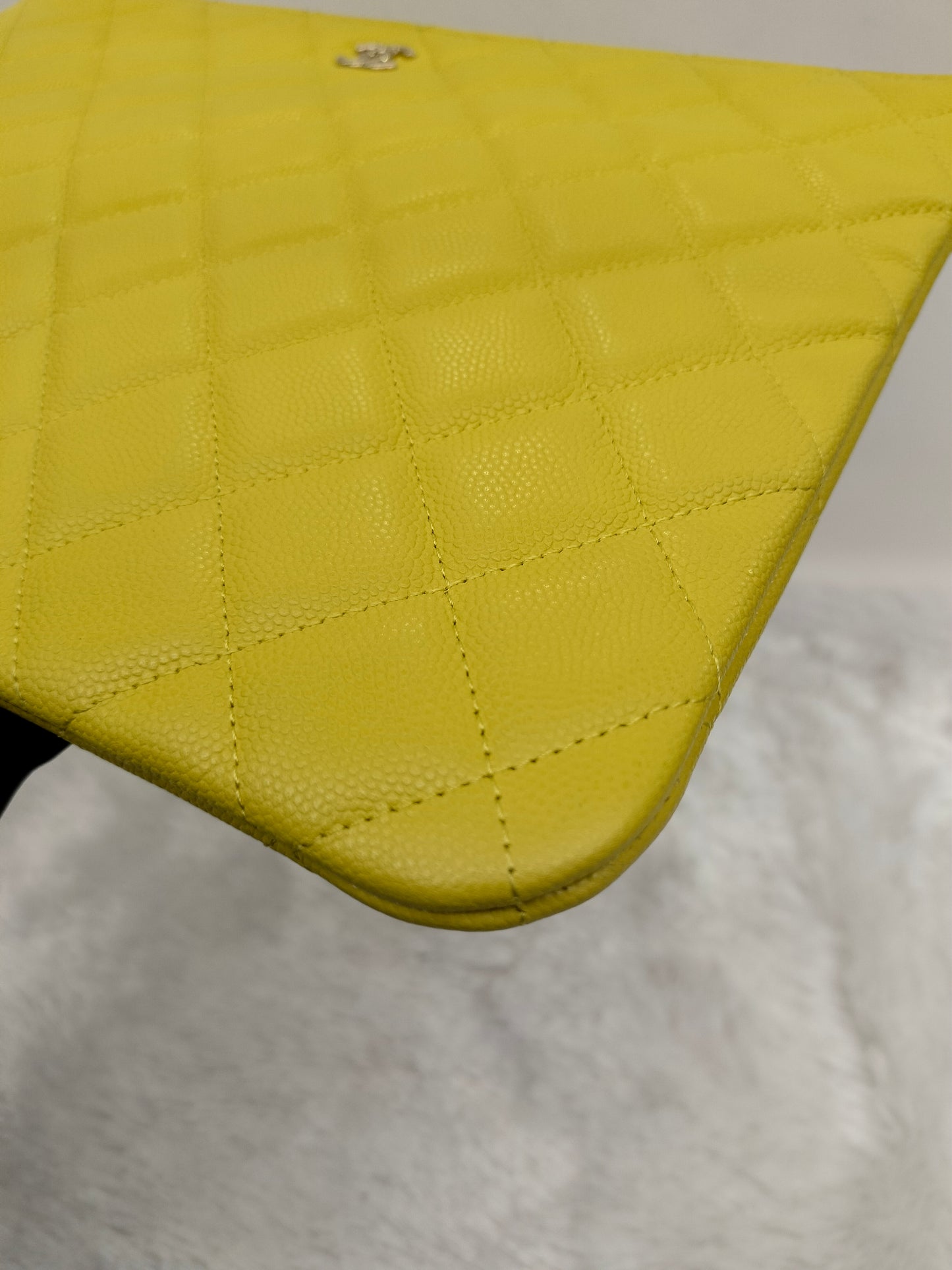 Chanel O'Case Clutch Caviar Yellow LGHW (CHIP)