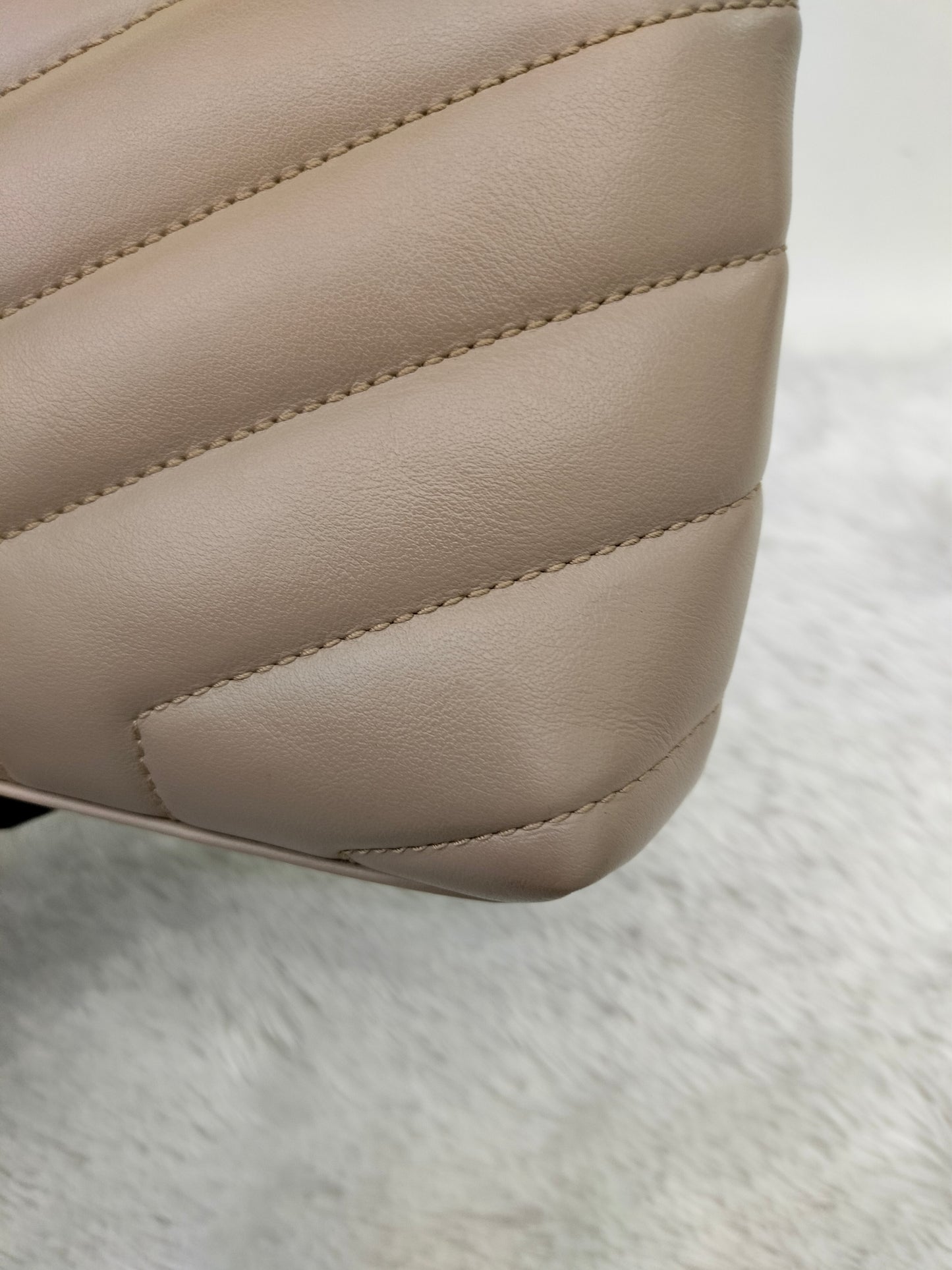 YsL Lou Lou Toy Chevron Beige GHW 2022