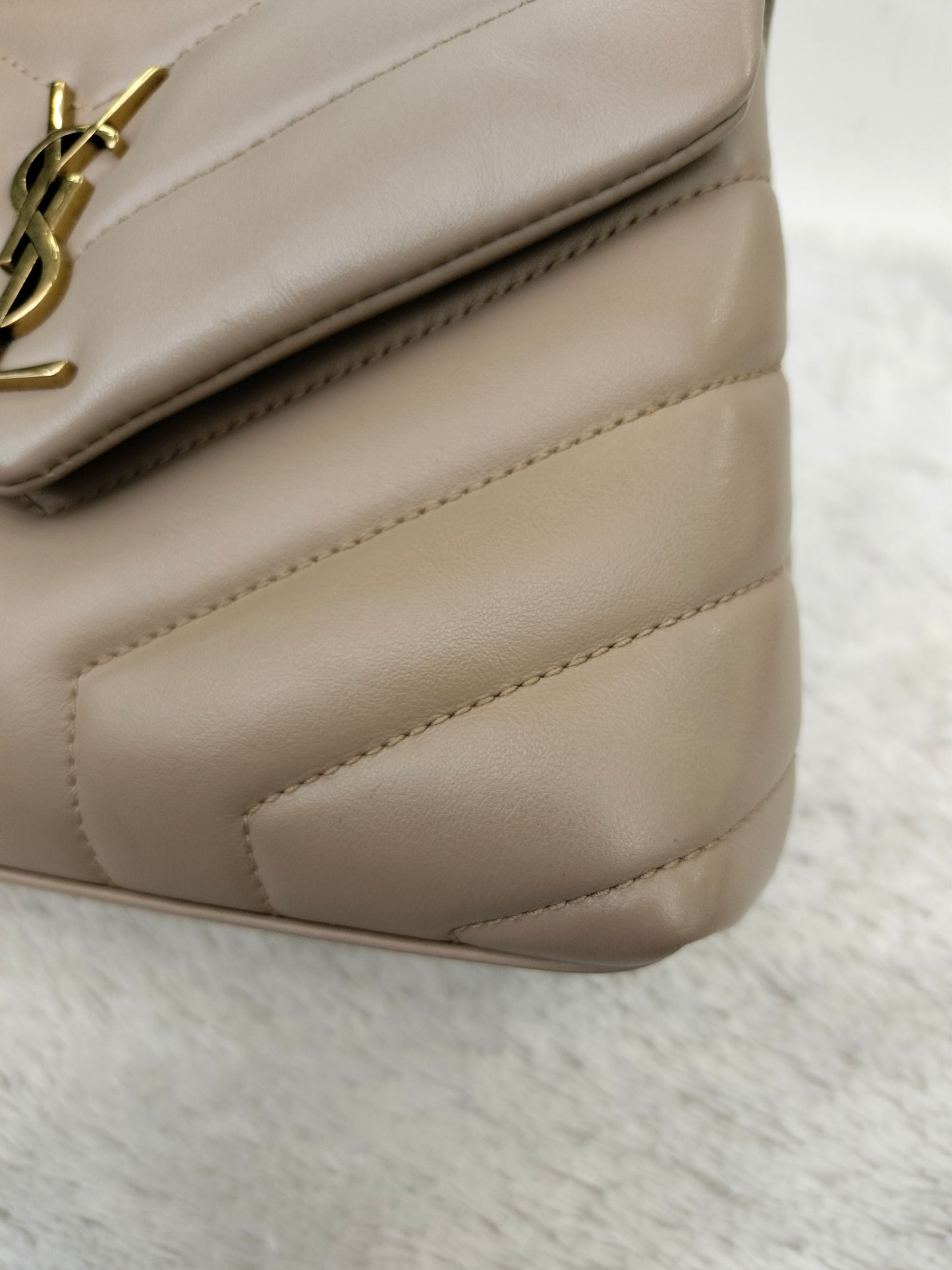YsL Lou Lou Toy Chevron Beige GHW 2022