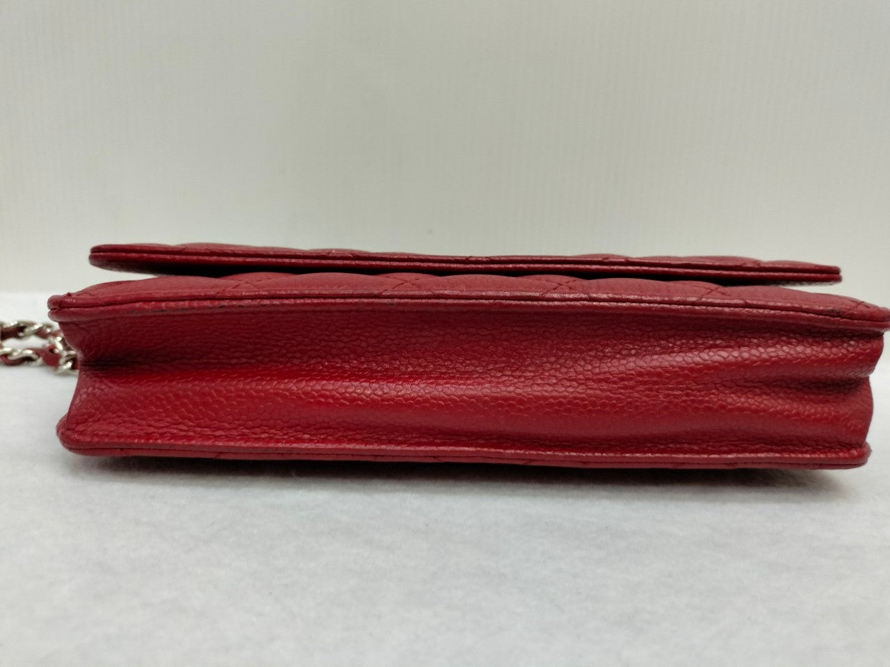 Chanel WOC Caviar Red SHW #19. Size 20x11x3cm