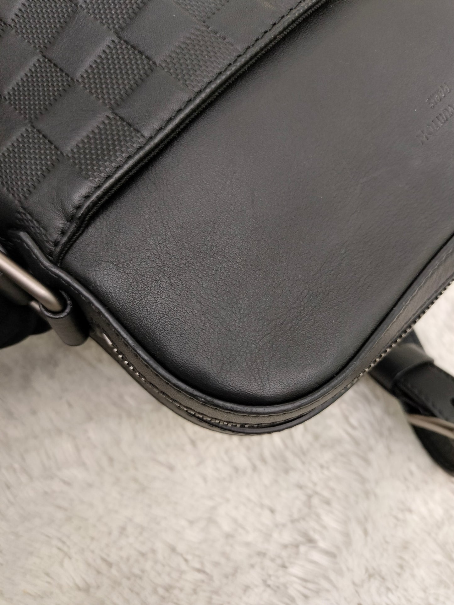 LV District Onyx Damier Infini Black 2017
