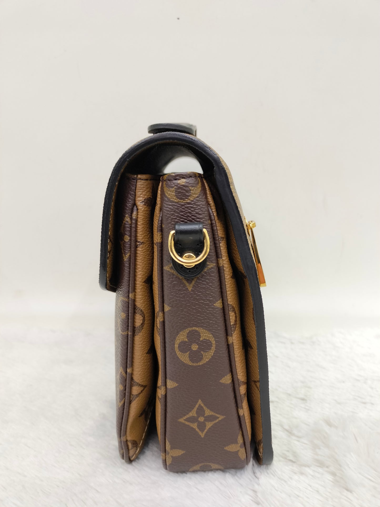 LV Metis Reverse (CHIP)