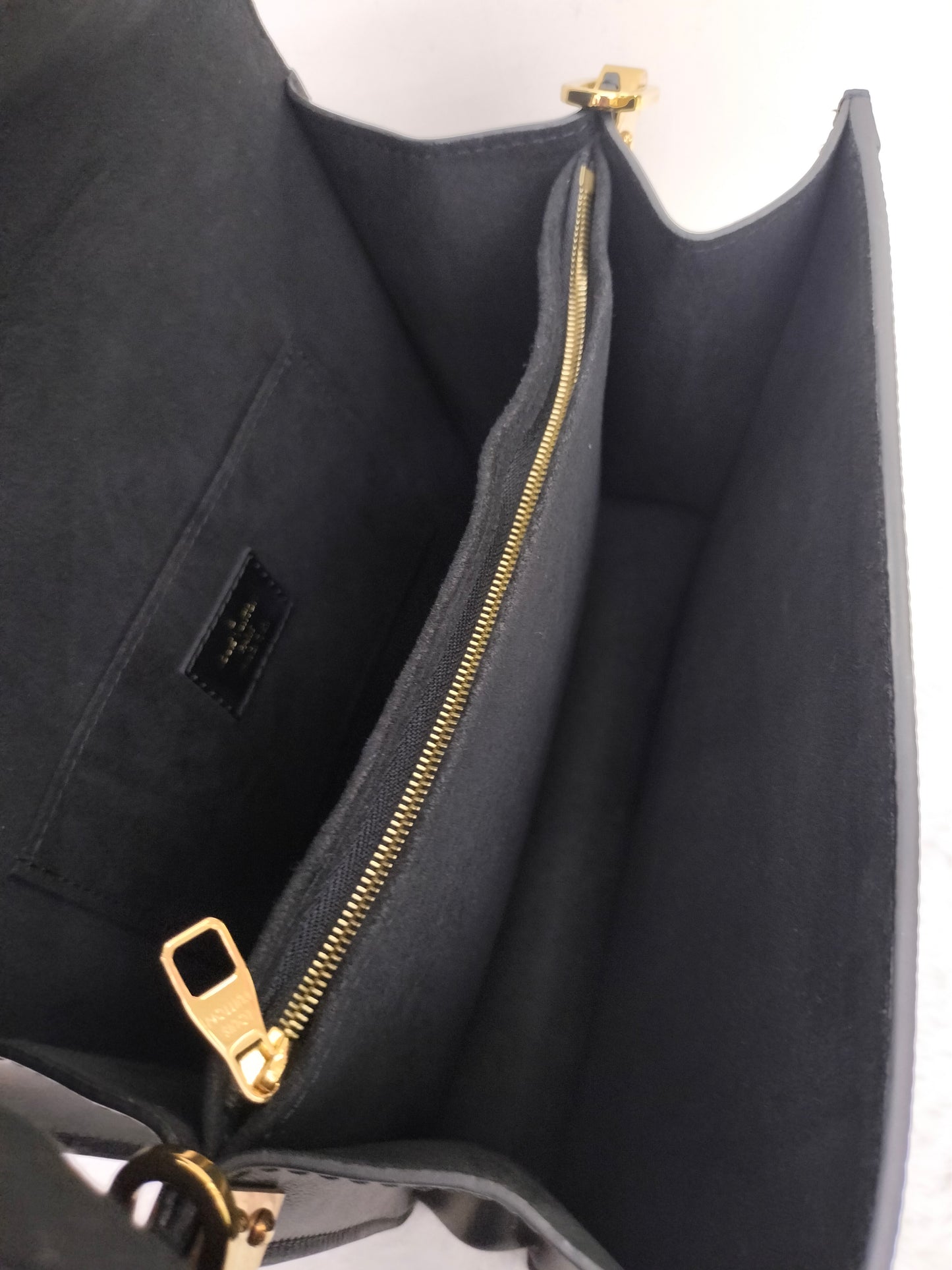 LV Dauphine NV MM Epi Navy Noir 2020