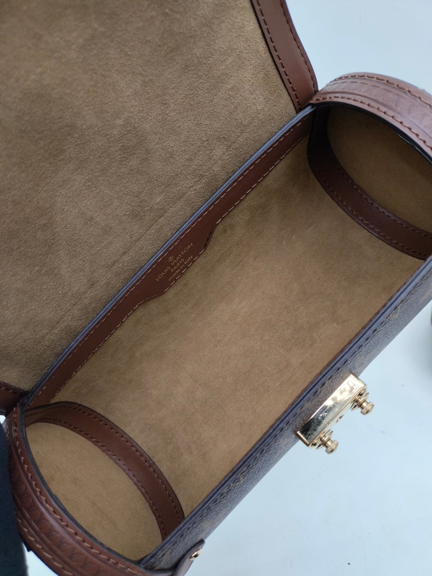 LV Papillon Trunk Monogram (CHIP)