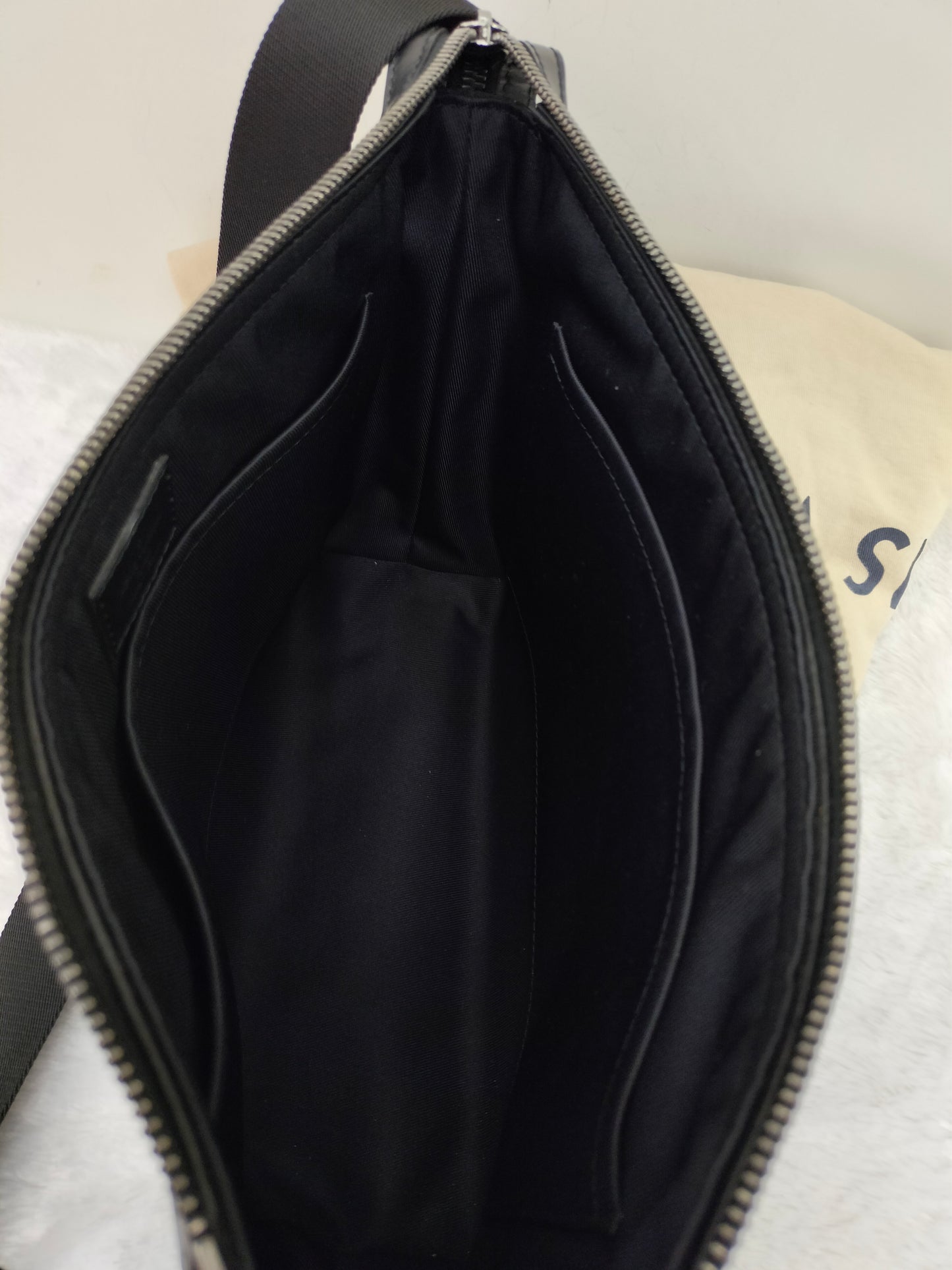 LV Odyssey PM Messenger Monogram Eclipse Noir 2018