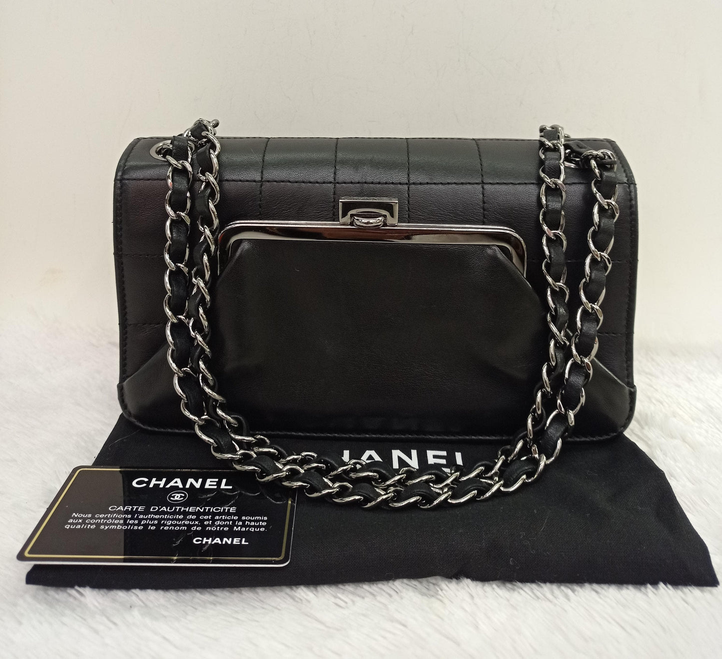 Chanel Small Flap Kiss Lock Lamb Black SHW #10